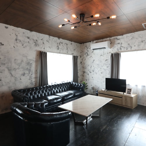 "Ashtone" living area