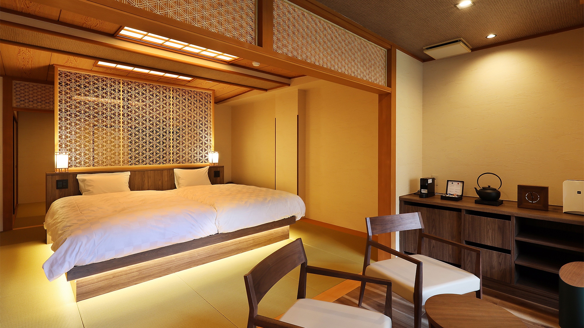 [Opening December 2024] Japanese-Western room with open-air bath "Kizana Room"
