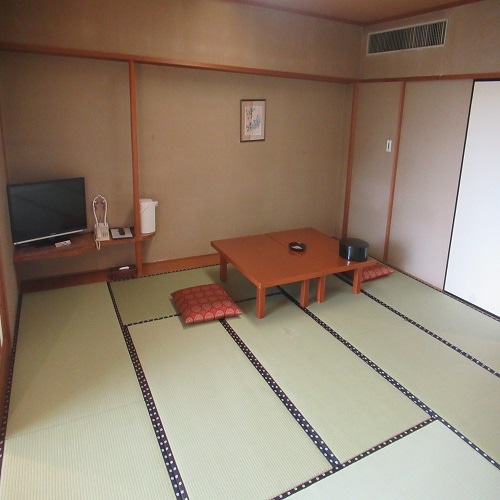 East building Japanese-style room [12.5 tatami mats] equipped with wi-fi