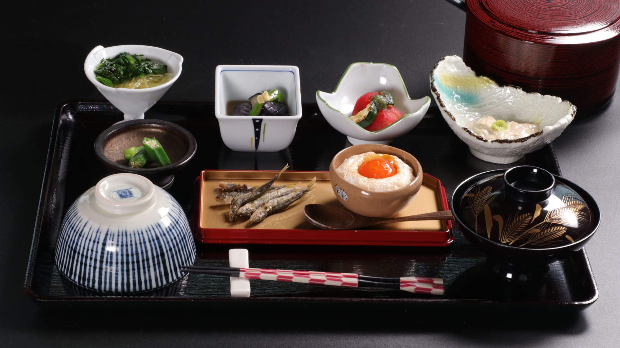 [Sarapan] Contoh sarapan Satoyama yang menggunakan nasi putih "Mine Asahi" spesial yang ditanam secara lokal dan berperingkat A*