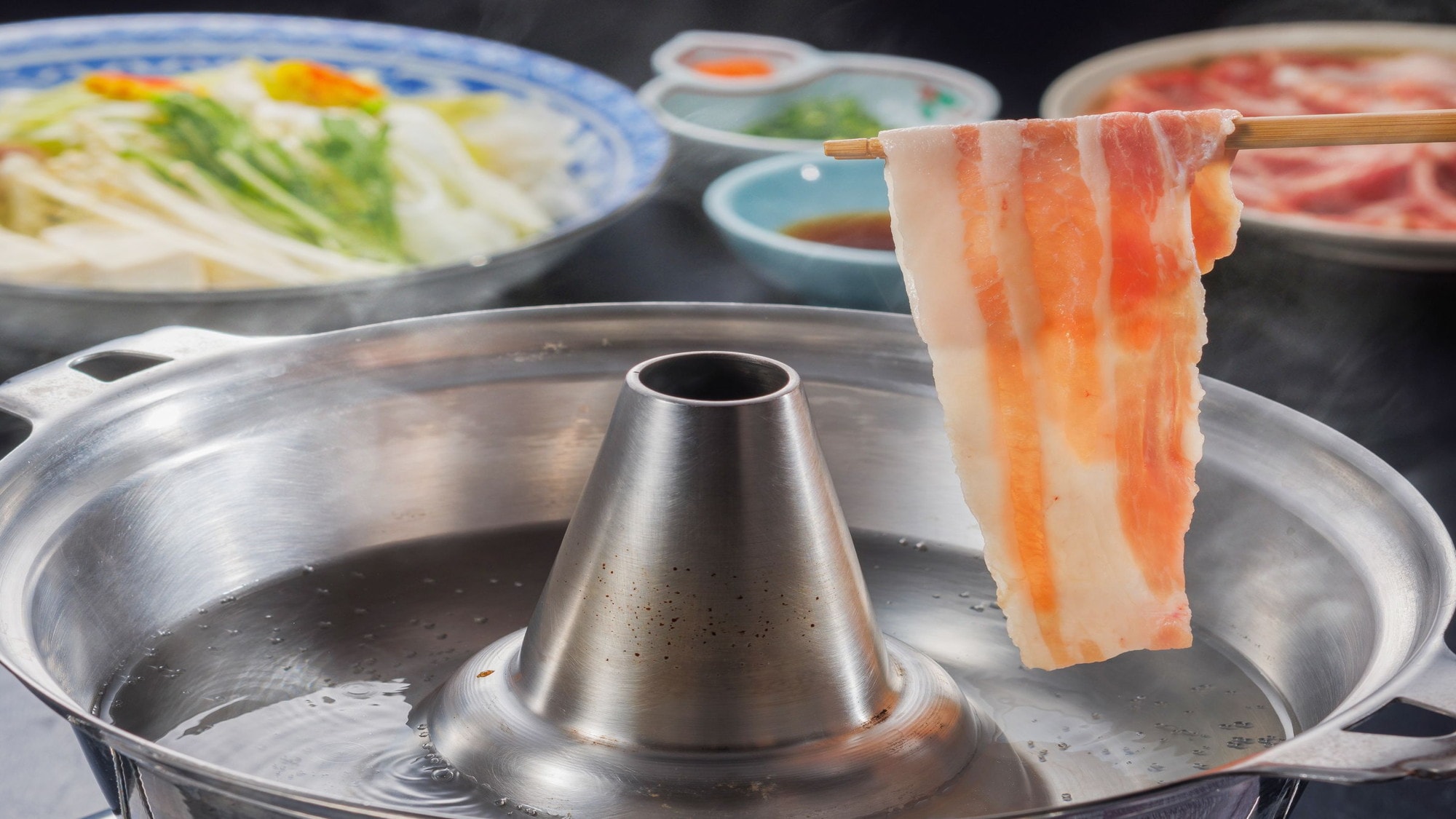 [Yone no Musume Buta Shabu-Shabu Meal] Healthy shabu-shabu with ``Yone no Musume Buta'' which was awarded the best pork in Japan