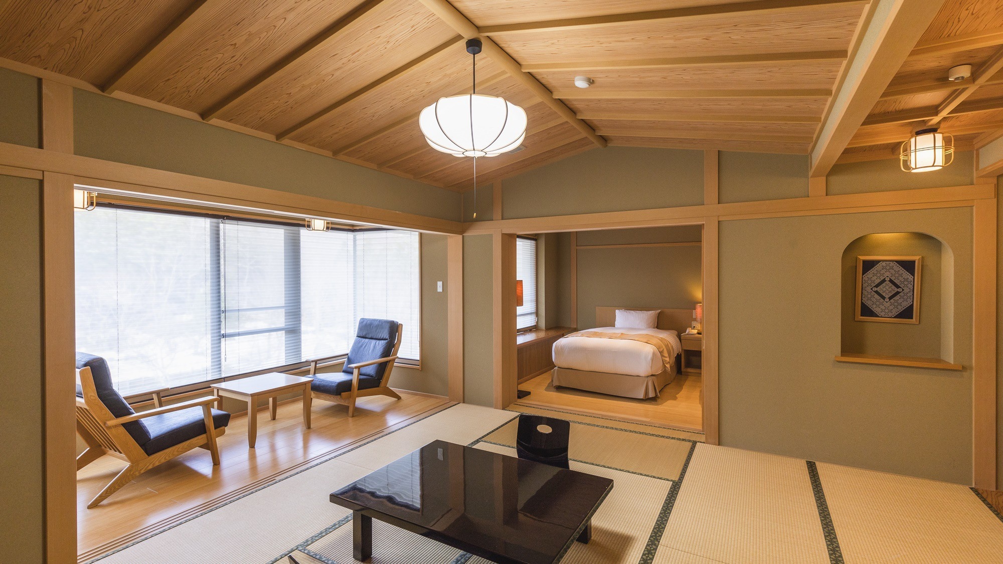 [Special room "Shakunage"] Please enjoy the four seasons colored by the surrounding nature and the time to relax.