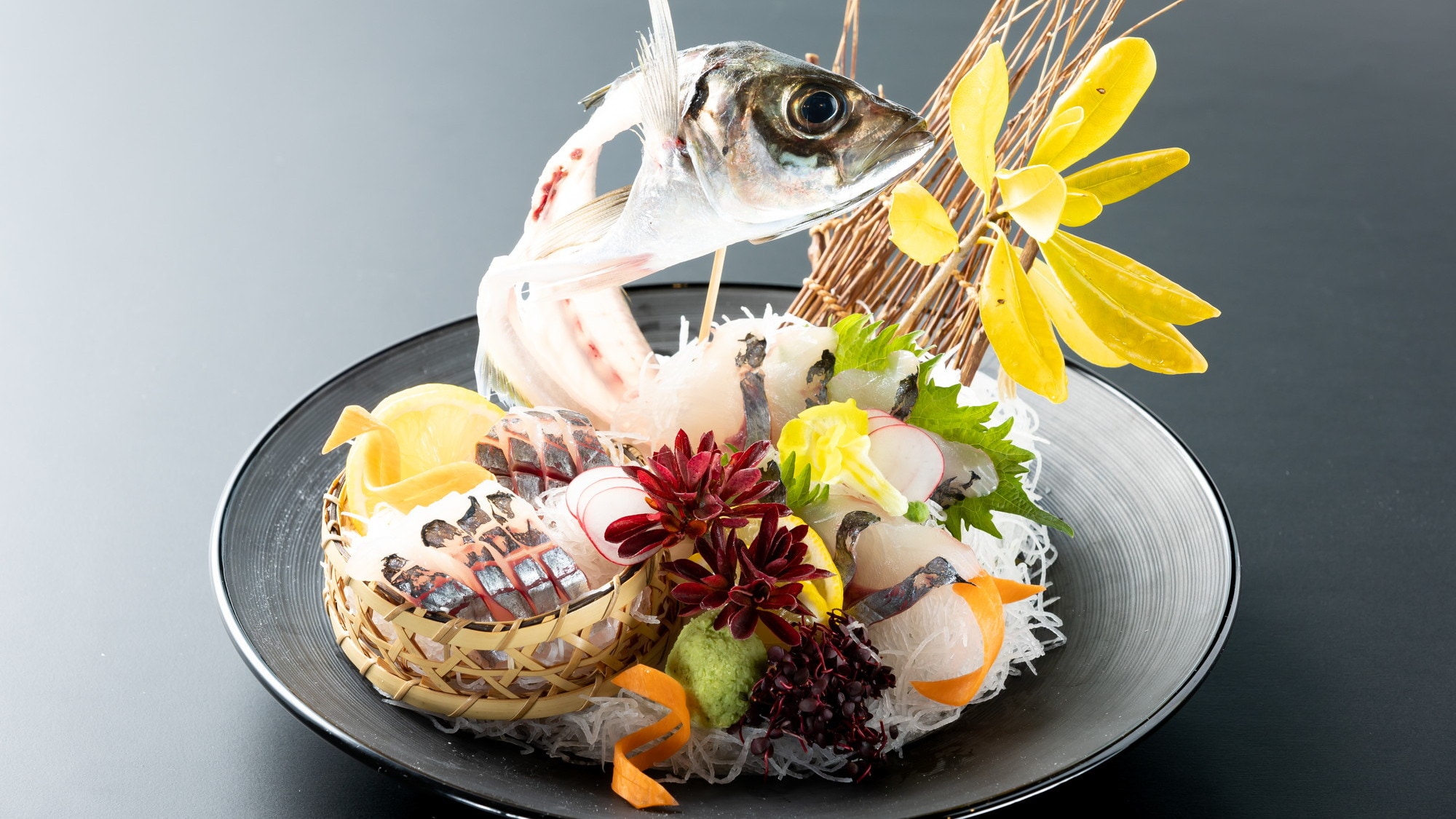 [Makan Malam/Pesanan Spesial] Sashimi makarel kuda Seki (+3.000/termasuk pajak)