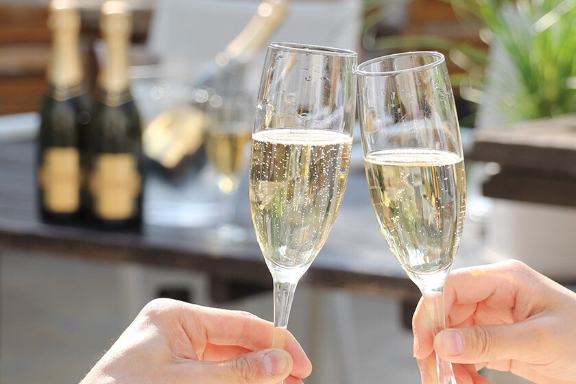 Champagne giveaway!