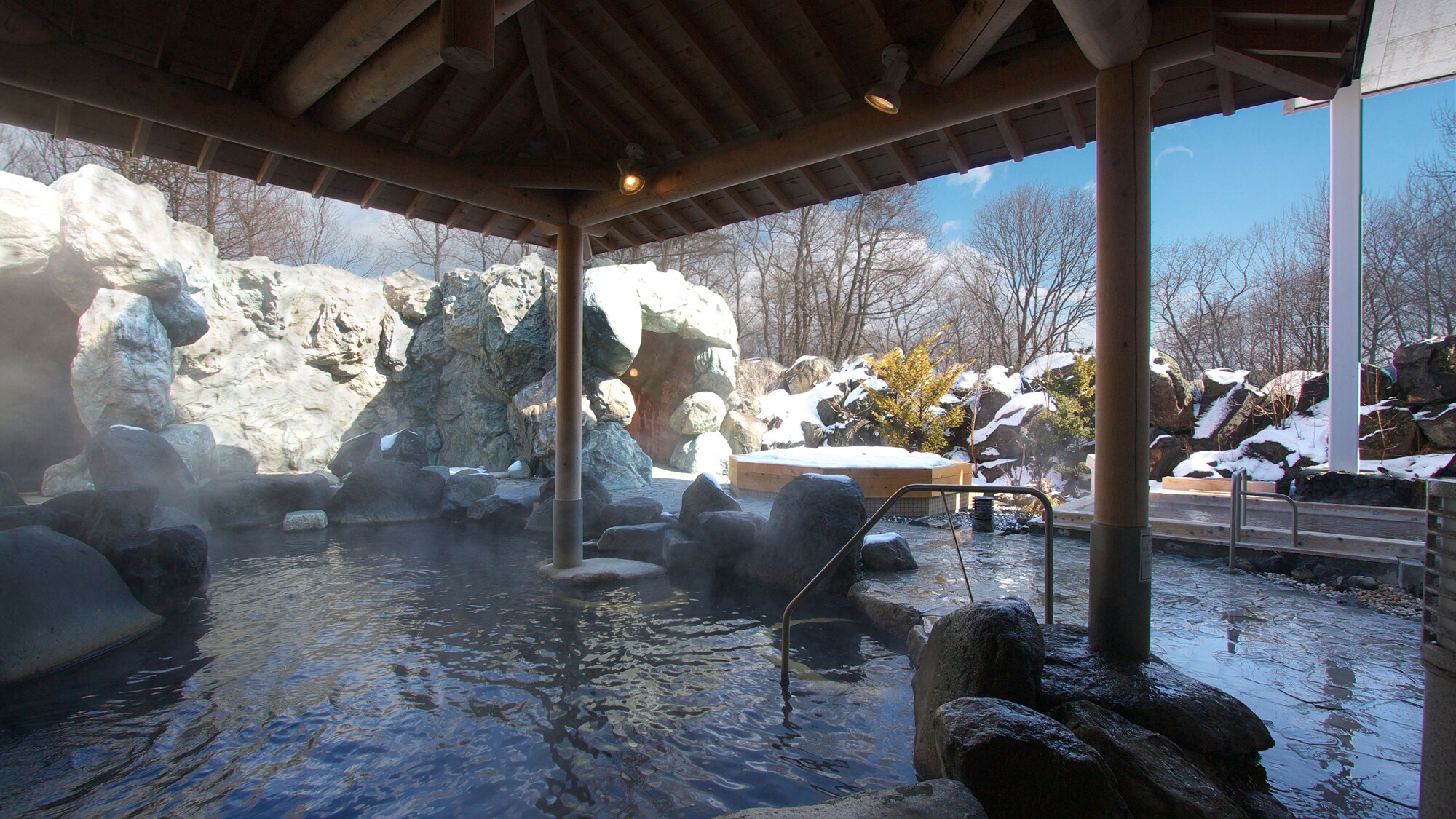 [Oku-Karuizawa Onsen] Tắm ngoài trời ngắm tuyết vào mùa đông