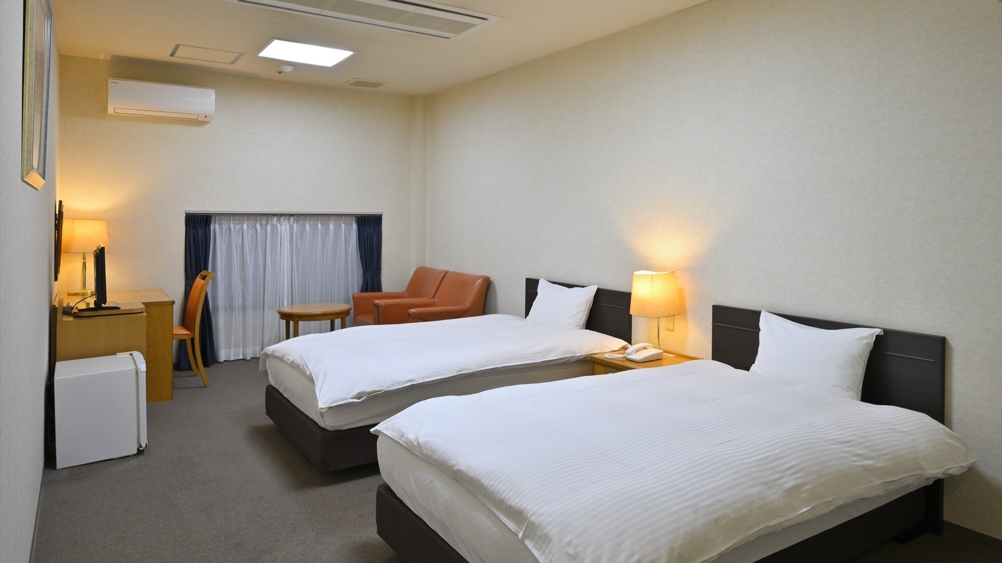 ◆ [Special offer/Non-smoking] Deluxe Twin (30m²) *There is no view from the room.