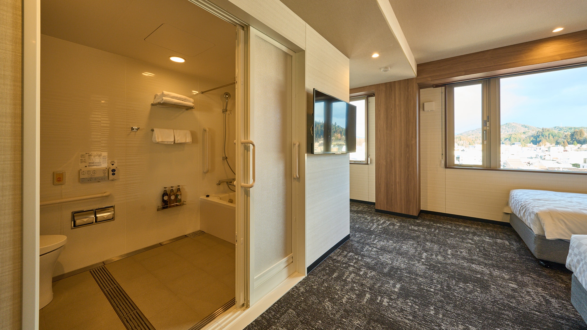 ◆Universal Twin Room (example of guest room)