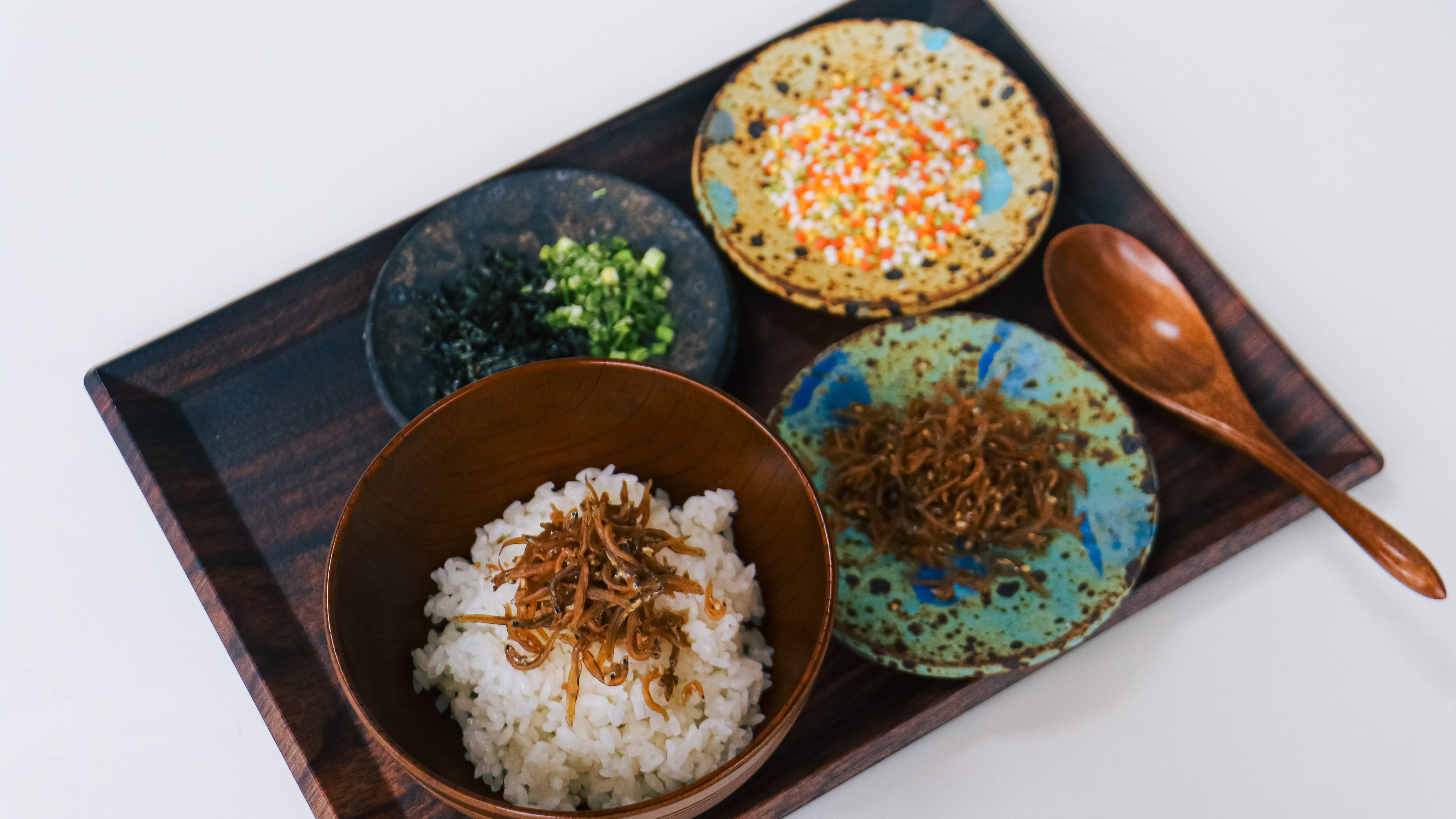 Complimentary chazuke (rice with tea) for the final meal 21:00-23:00