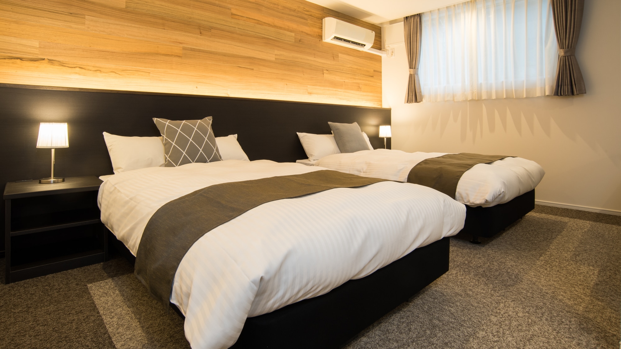 [ปลอดบุหรี่] ห้อง Deluxe Twin ตึกใหม่ [48 ตร.ม.]