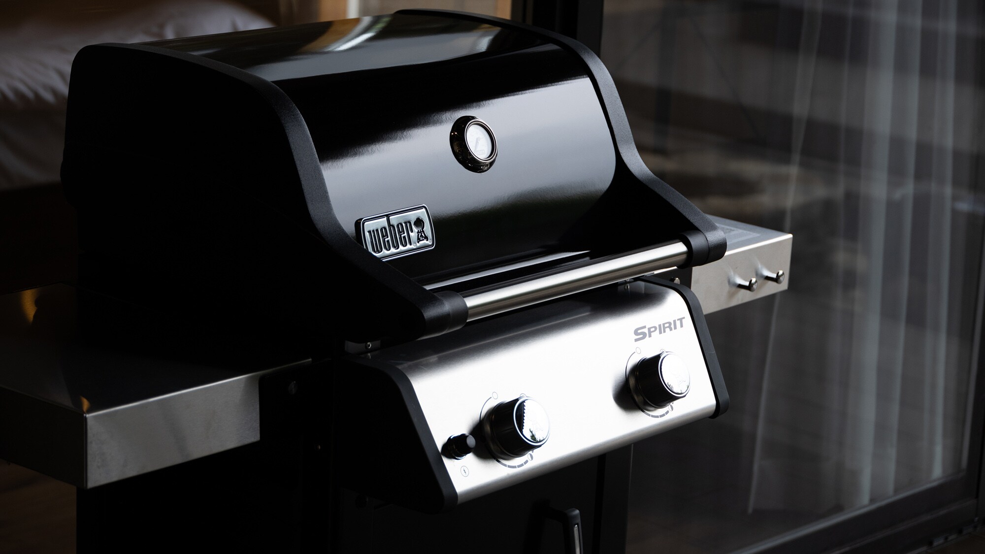 ・[燒烤設備] 配備一個瓦斯燒烤爐。請帶上您喜歡的食材來享受燒烤的樂趣。