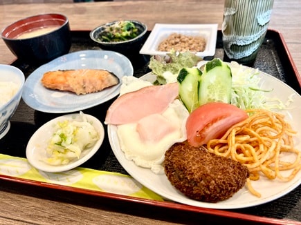 Rian Breakfast A