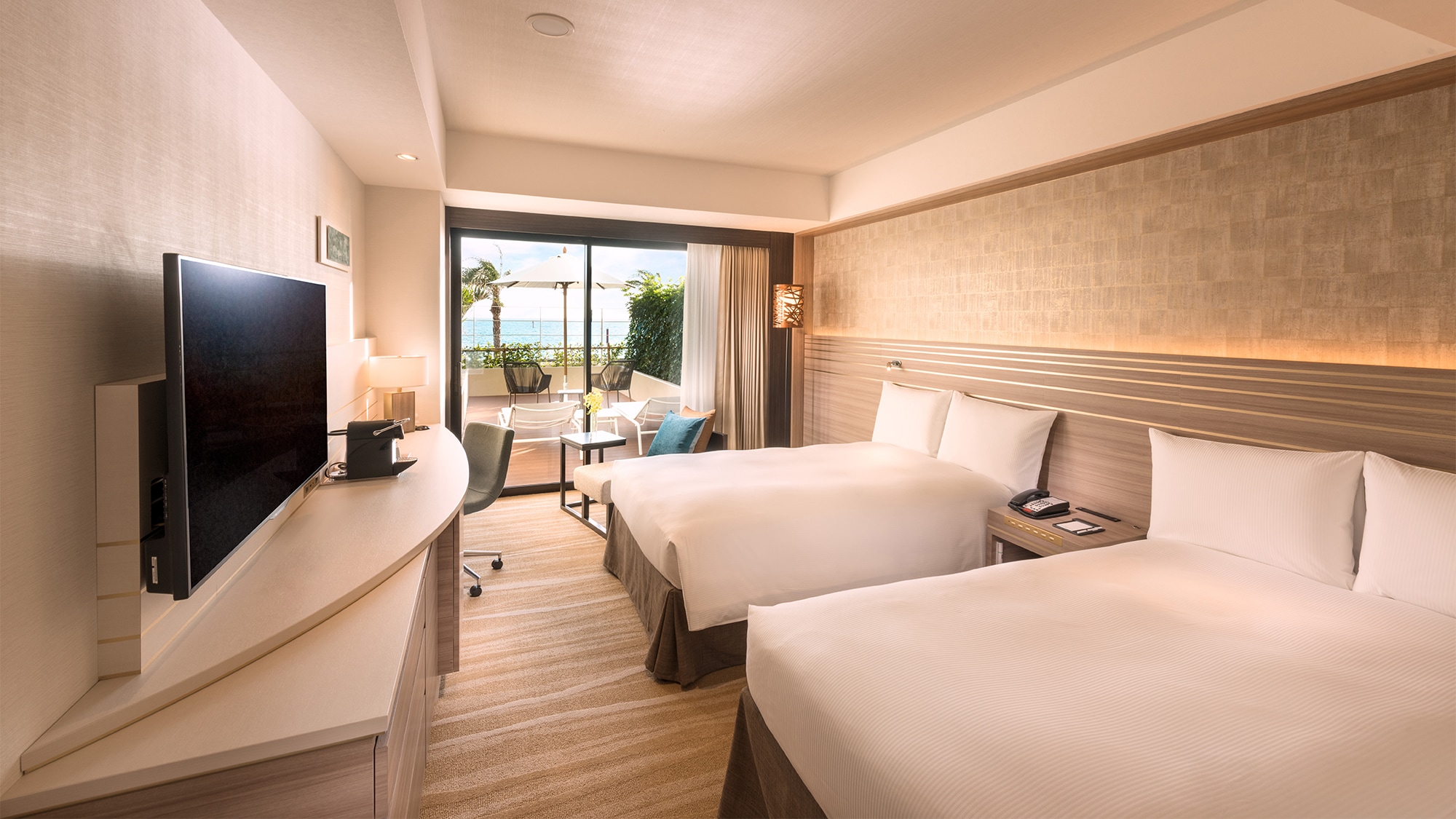 Premium room ocean view with terrace (twin bed)