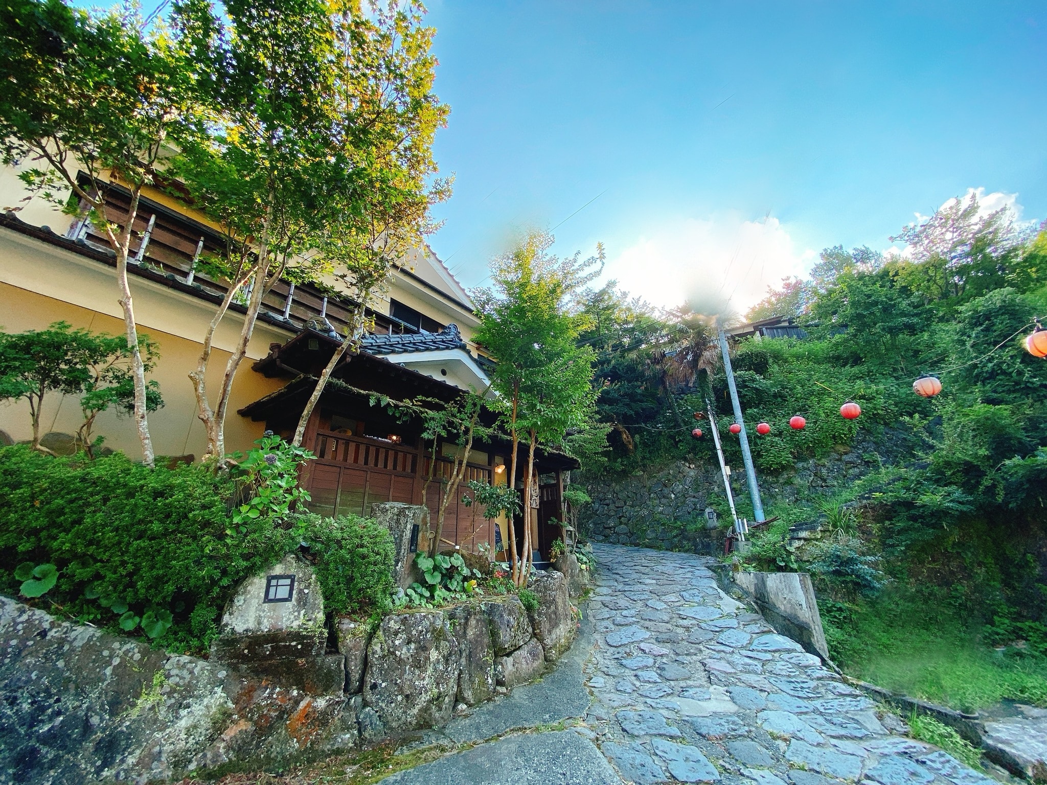 Hotel information and reservations for Yunohira Onsen Syukuryou