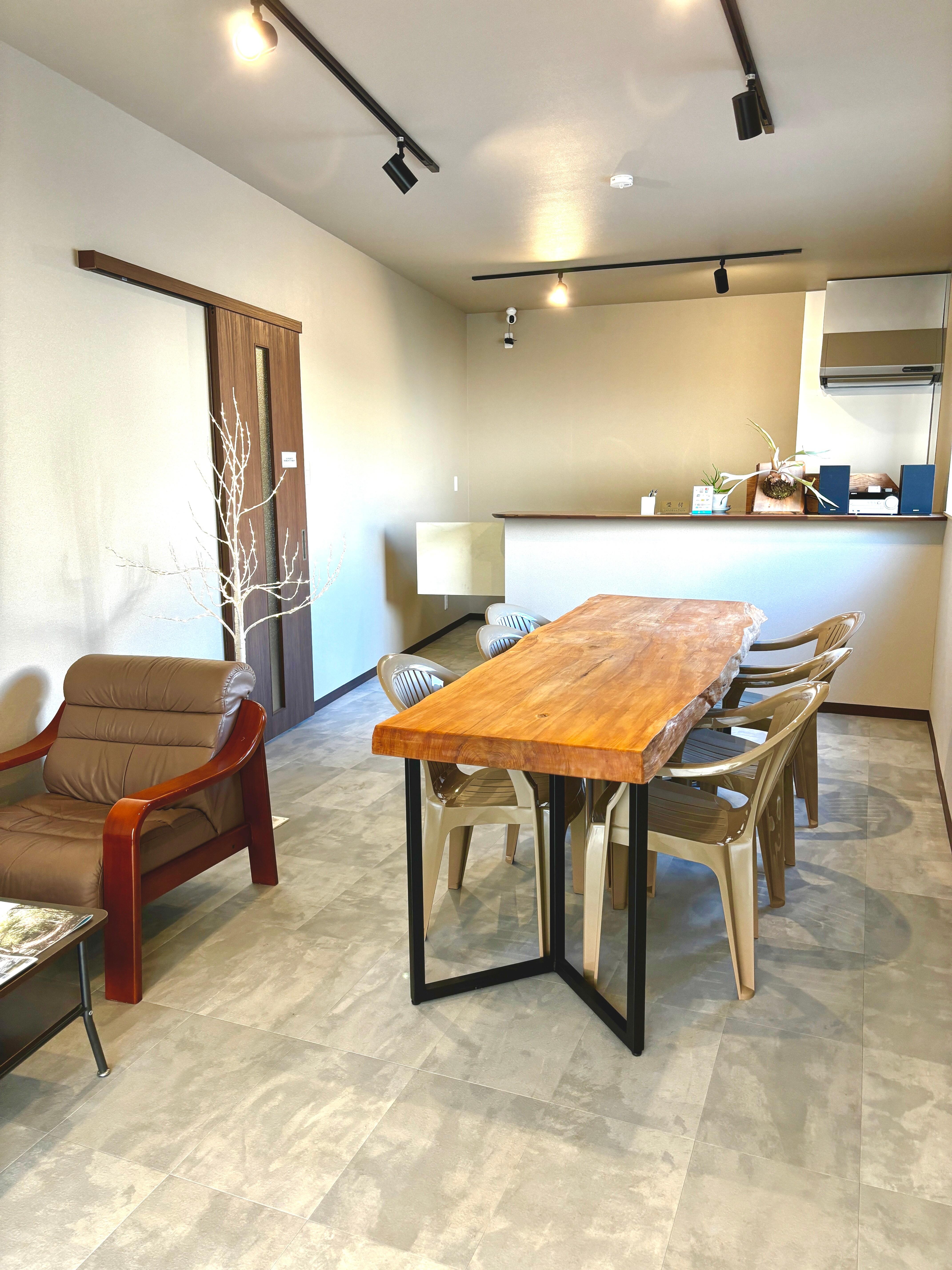 Reception and shared space