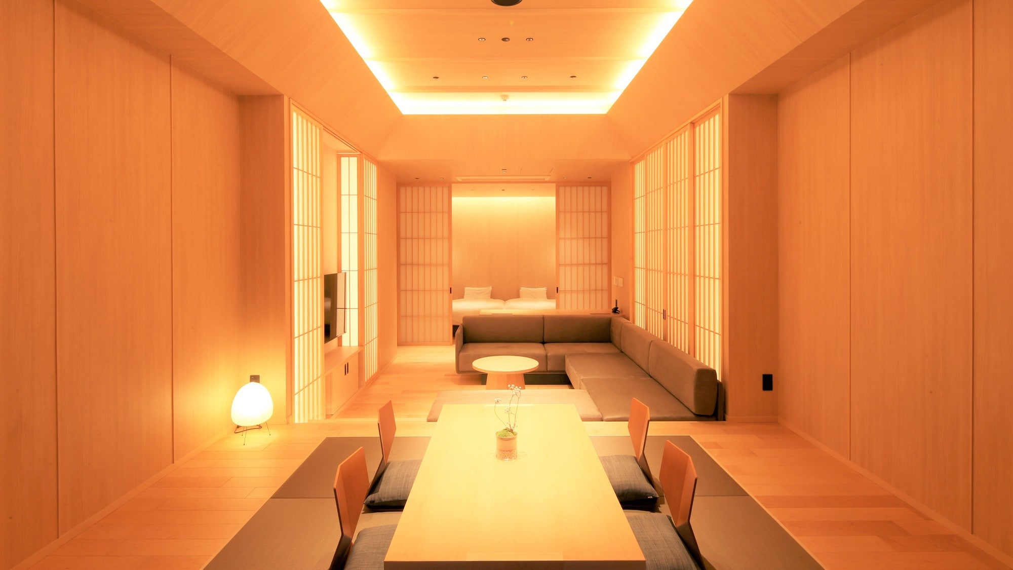 ห้องคาวามิ สวีท ญี่ปุ่น โมเดิร์น พร้อมอ่างน้ำพุร้อนกึ่งเปิดโล่ง [87 ตร.ม.]