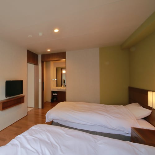 * Example of room / Japanese and Western rooms with a large space are popular with couples