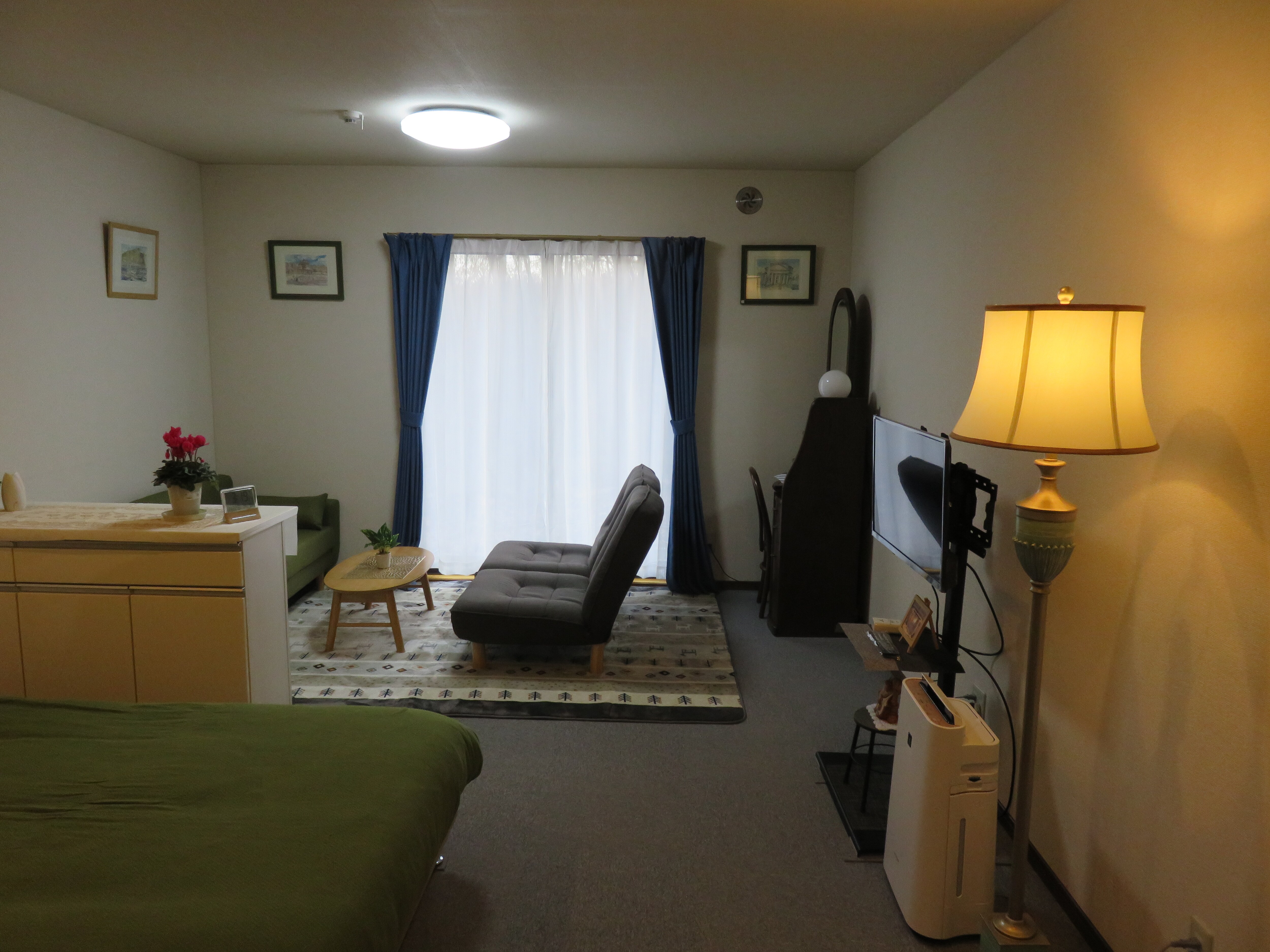 Futababashi Sanso R Building Living room and first bedroom