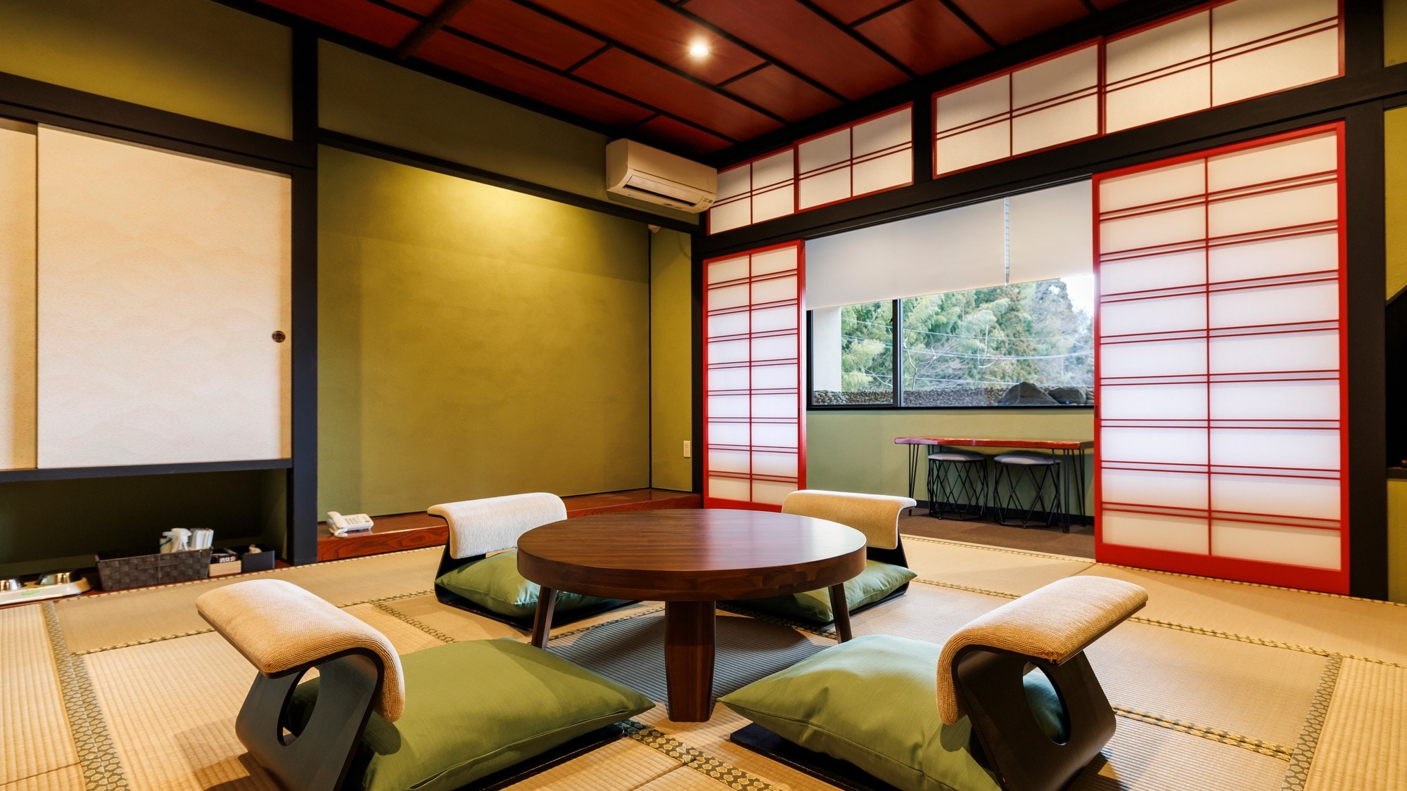 Fukui's special room "Asakura" made with natural materials [Room with open-air bath and bed]