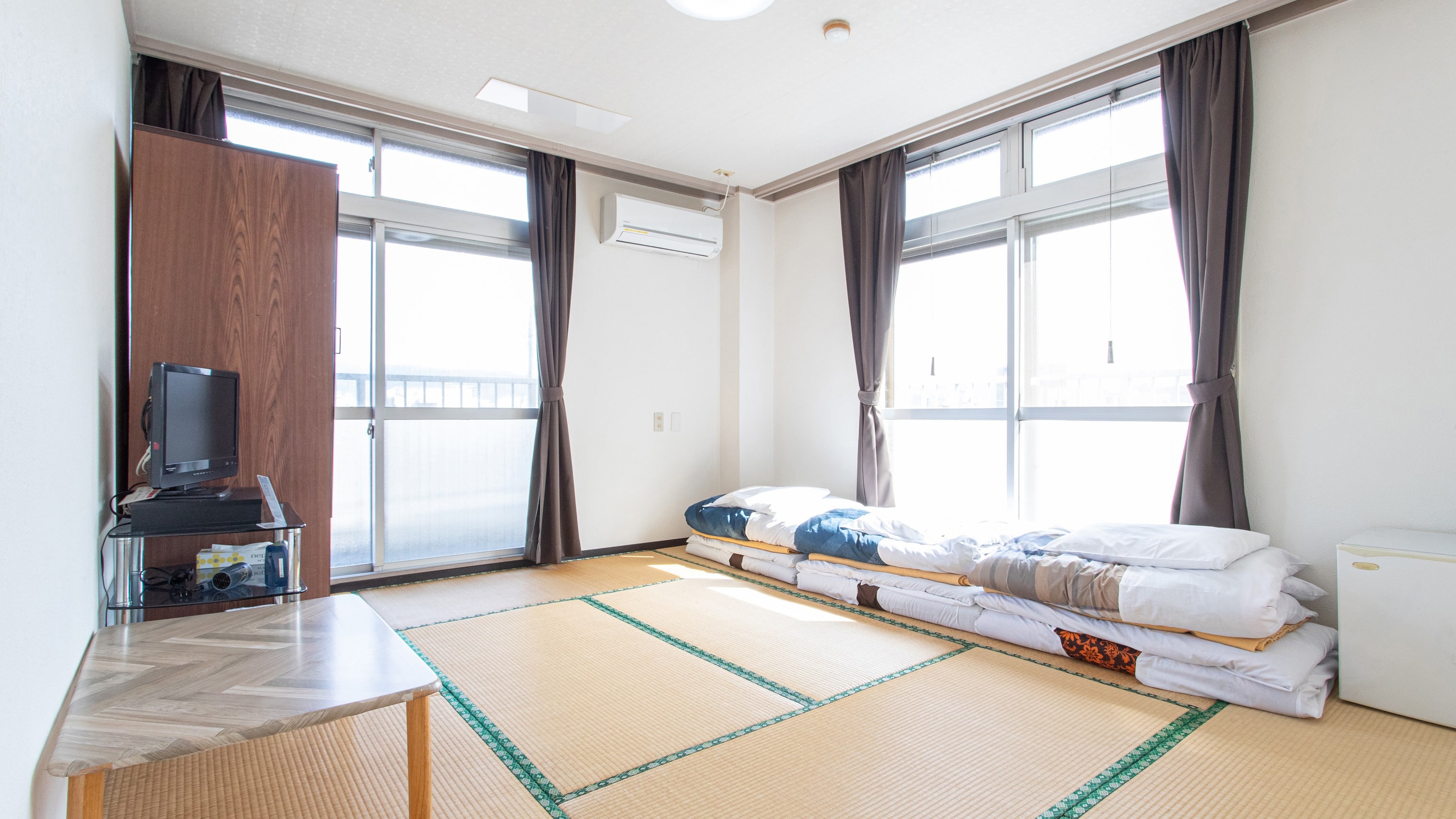 [Non-smoking] Japanese-style triple room