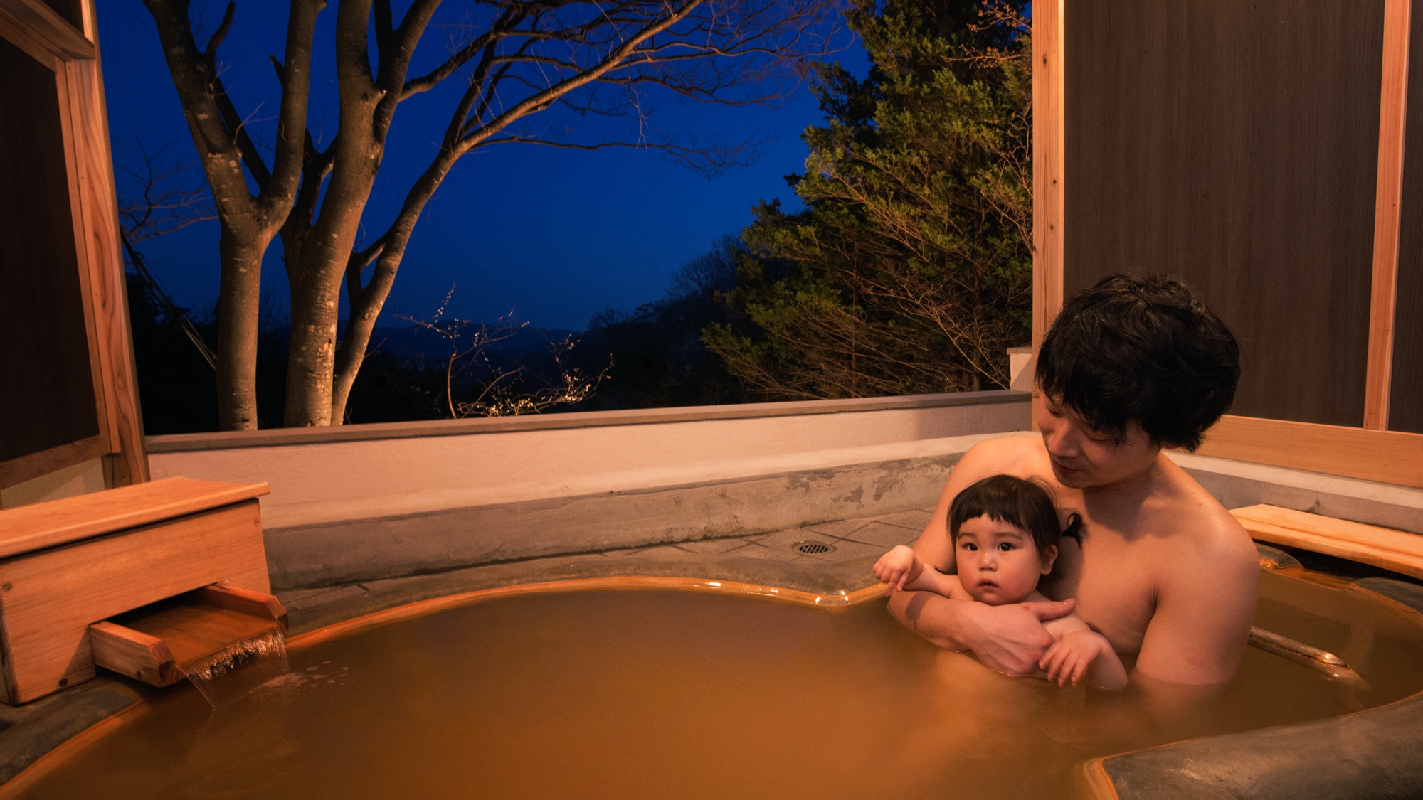 "Hyotan" [Family suite room with private open-air hot spring bath] Open-air hot spring bath