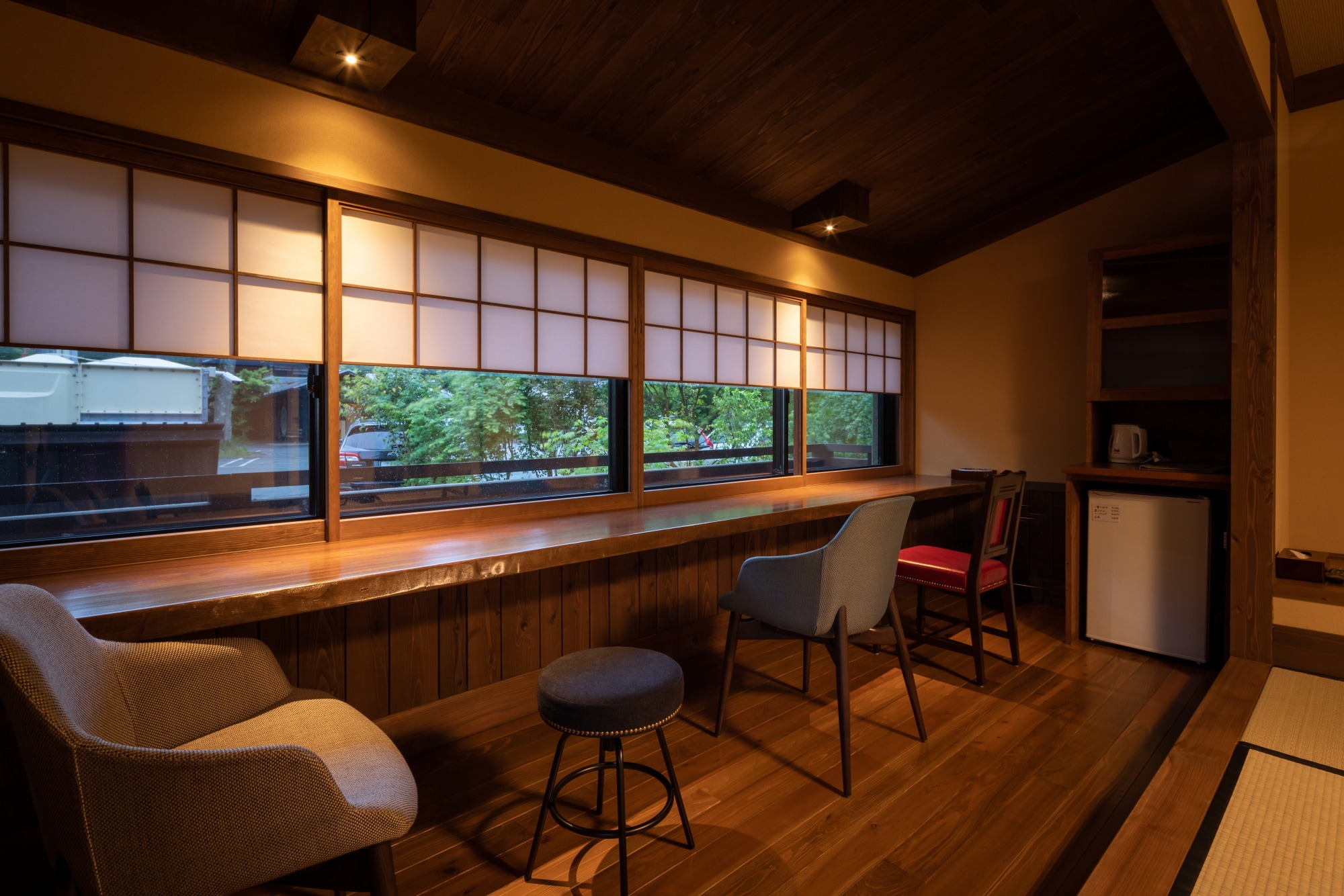 Standard guest room veranda counter