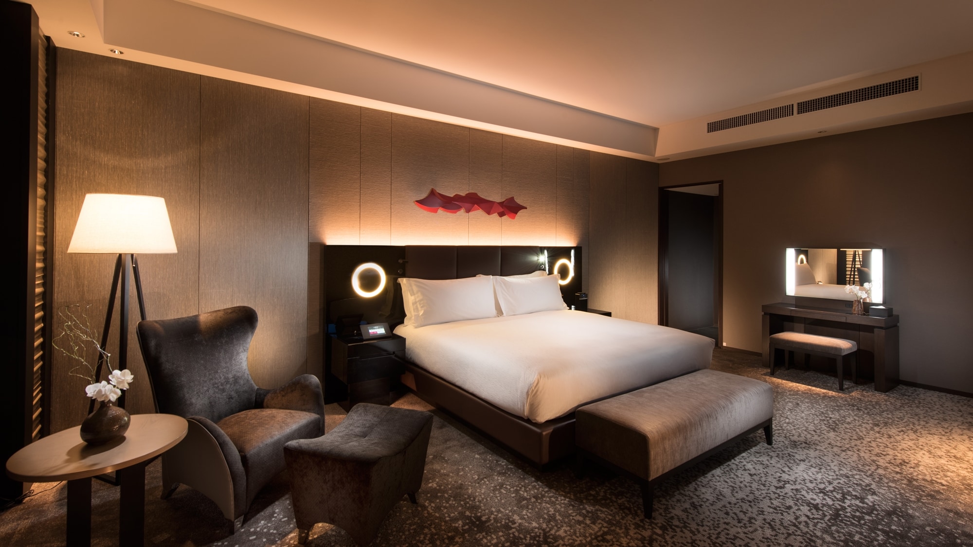 King Executive Suite