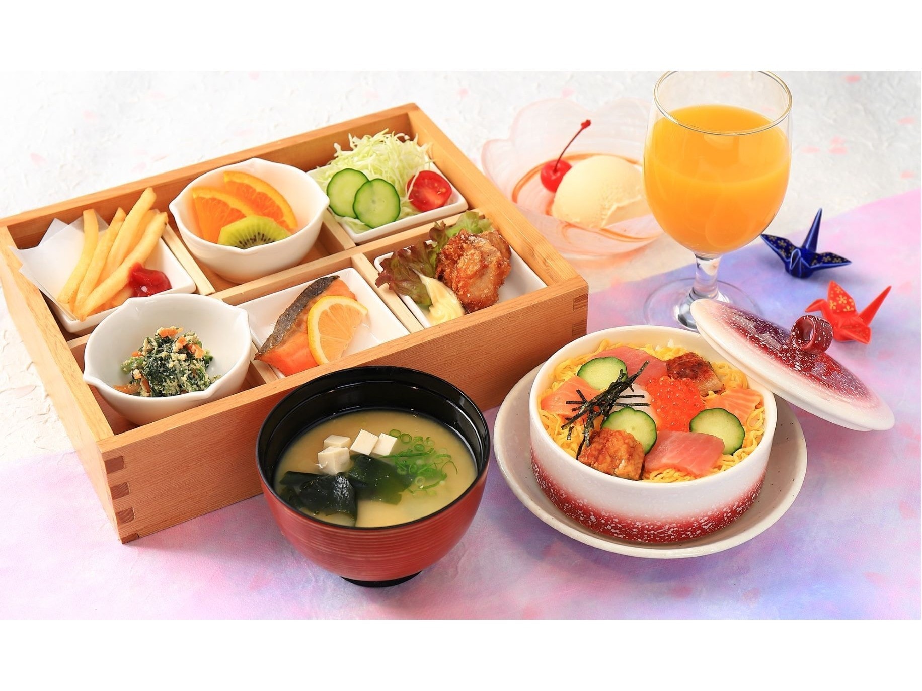 Trẻ em ở các lớp dưới
