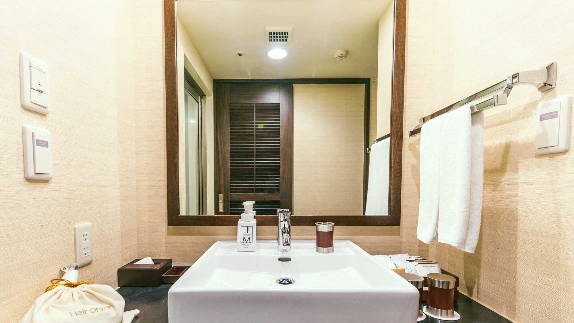 ■ 酒店楼高级（36平米）卫生间
