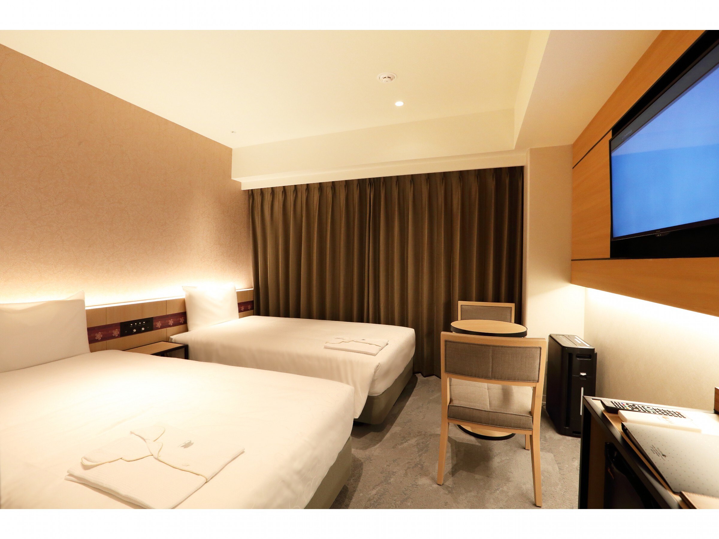 Superior twin room