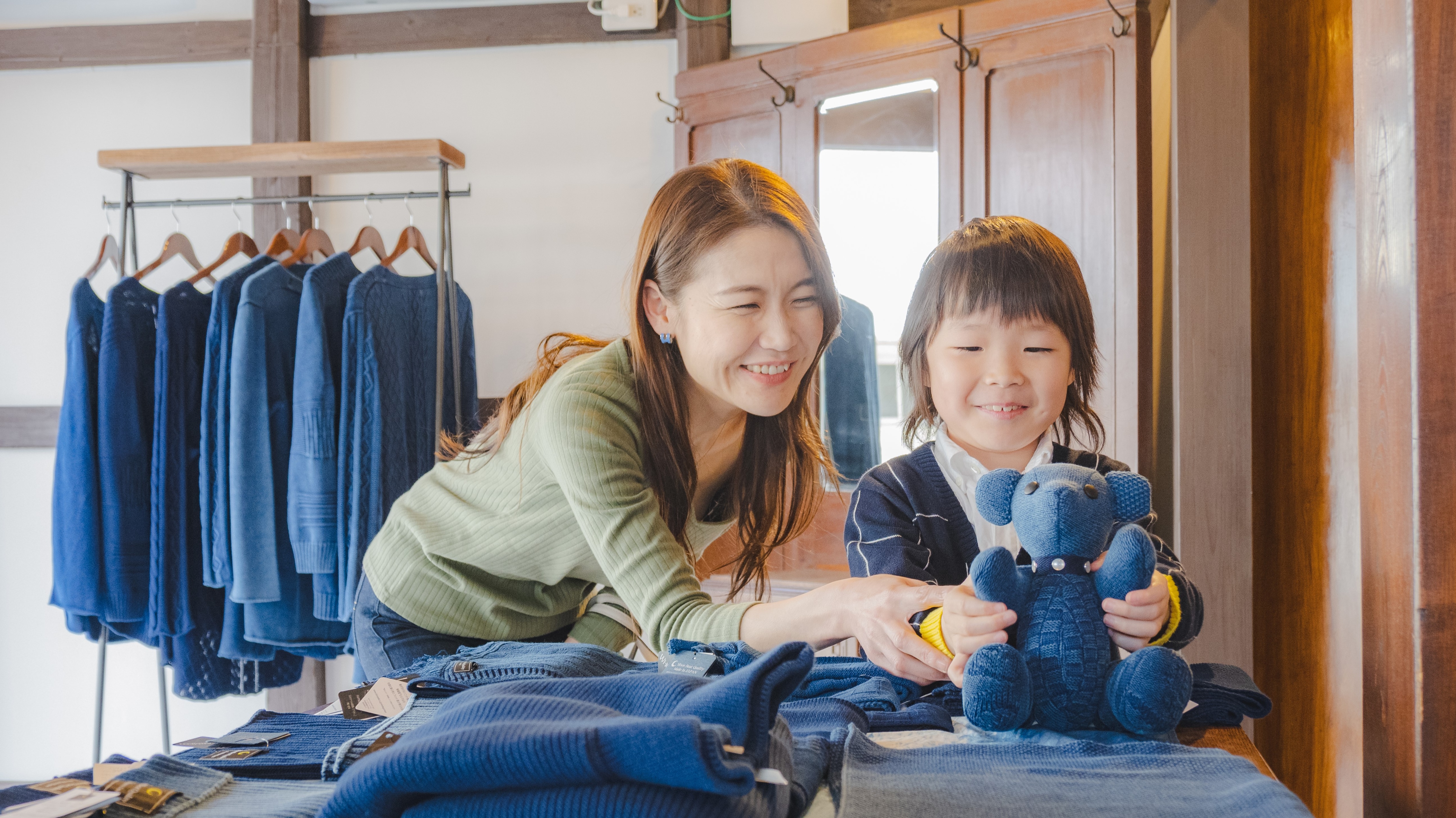 Mua sắm ở thị trấn denim