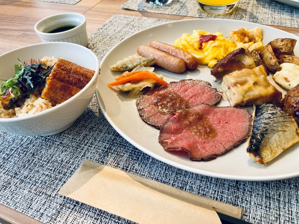 Breakfast buffet image