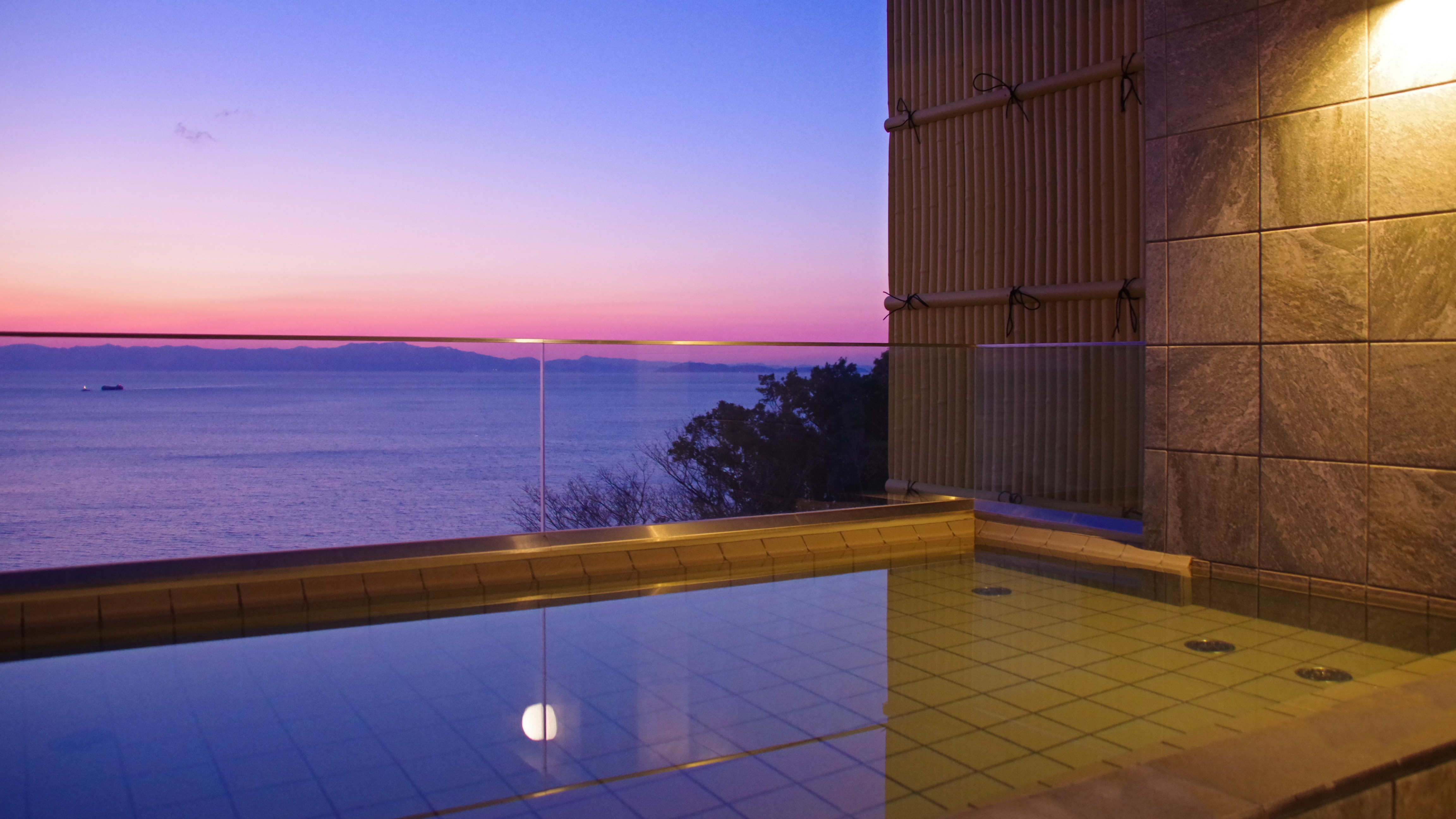 Open-air bath evening view after sunset