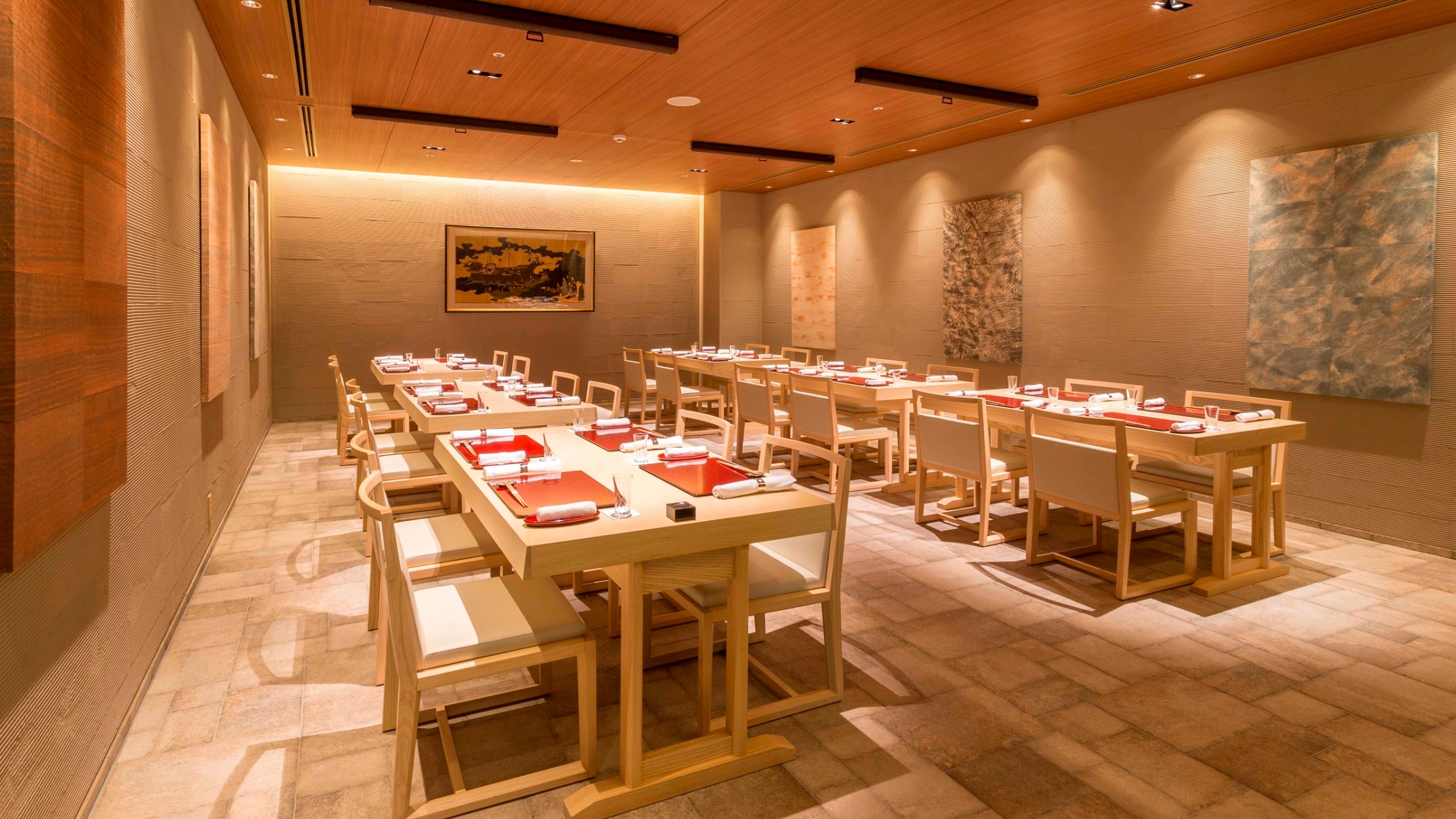  "Japanese Cuisine Nishiki" Aoi no Ma