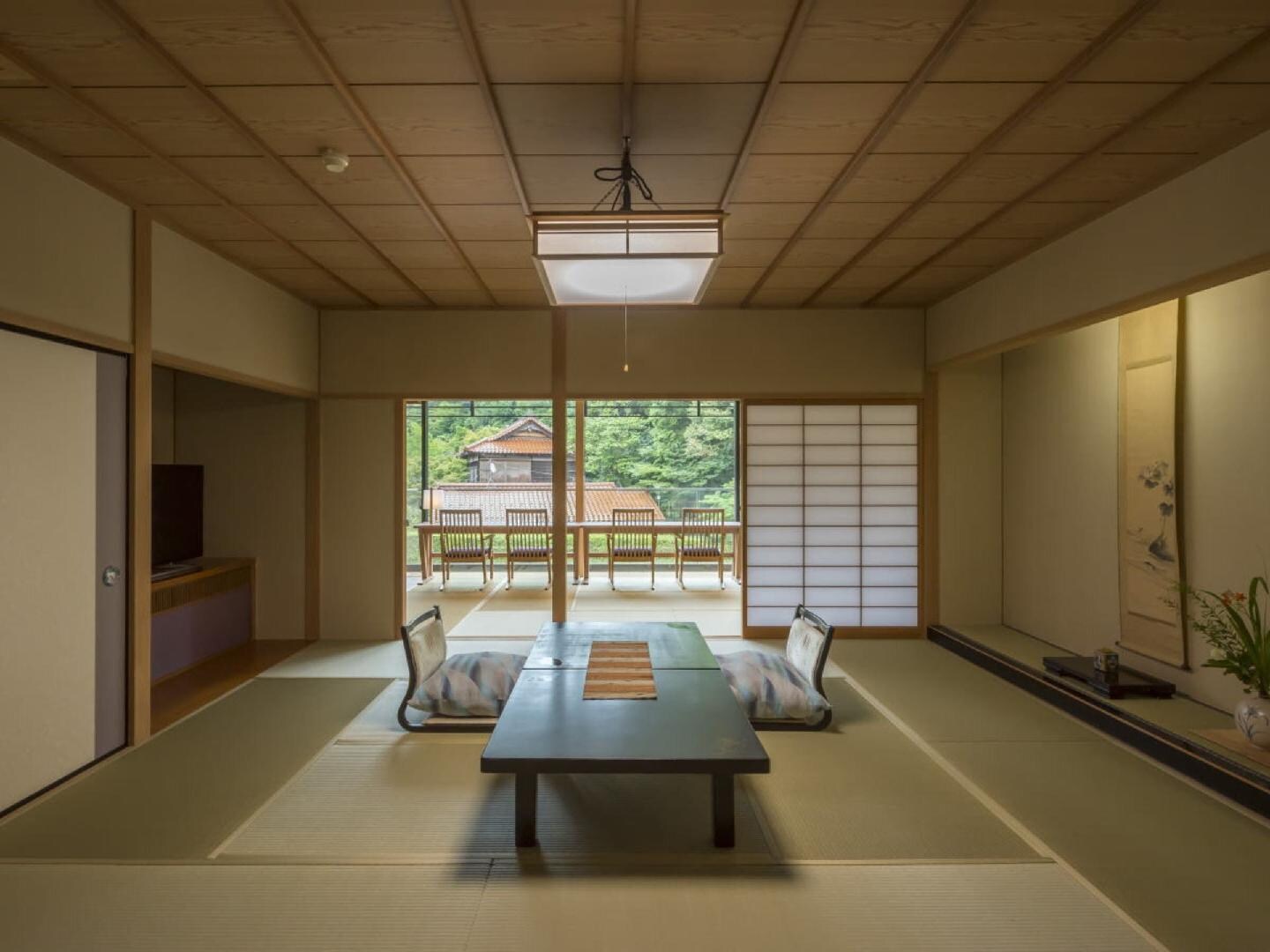 Moegi-colored Superior Japanese-style room (12 tatami Japanese-style room + dining room)