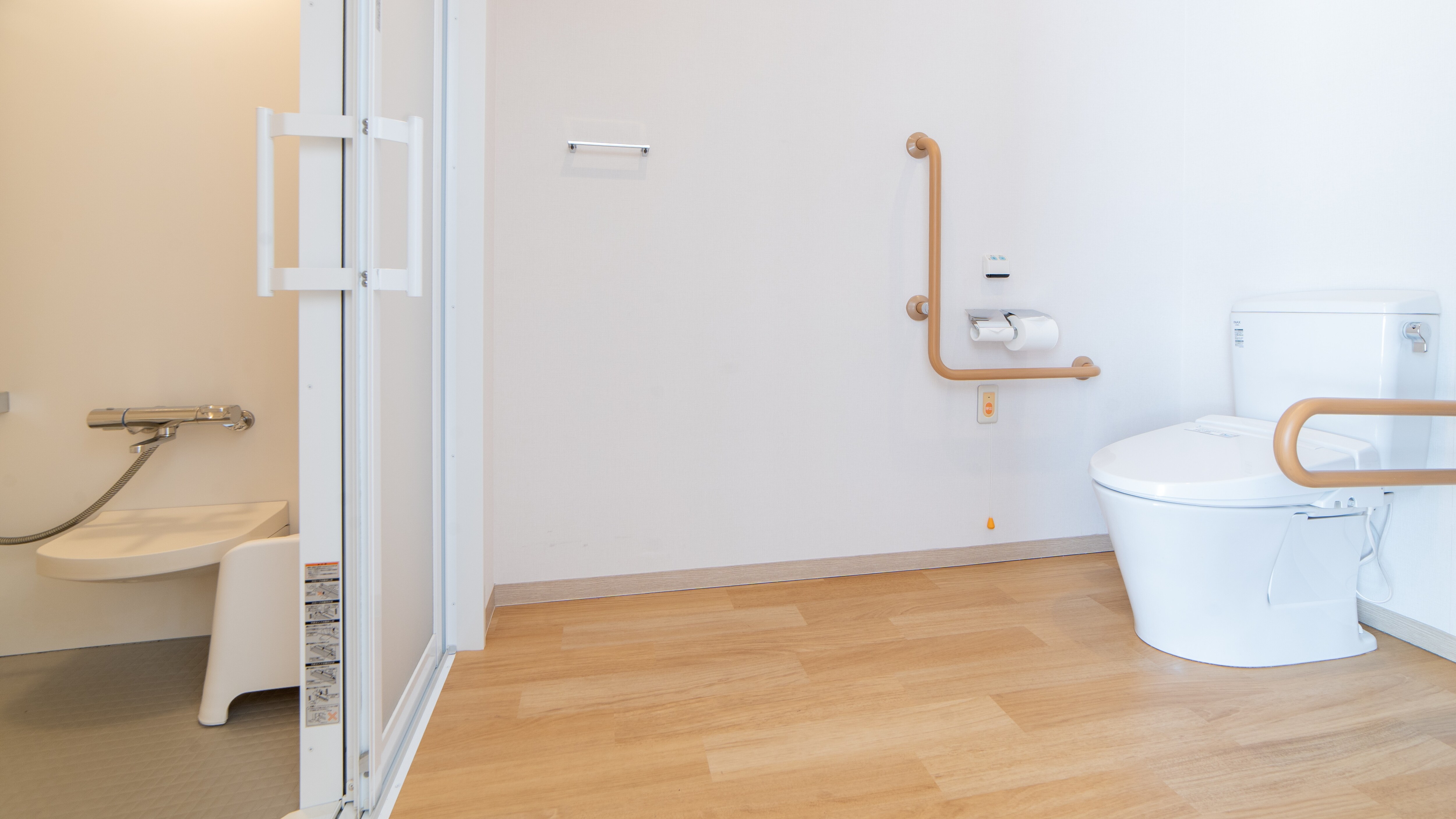 Universal Twin Room (29.1 sq m)