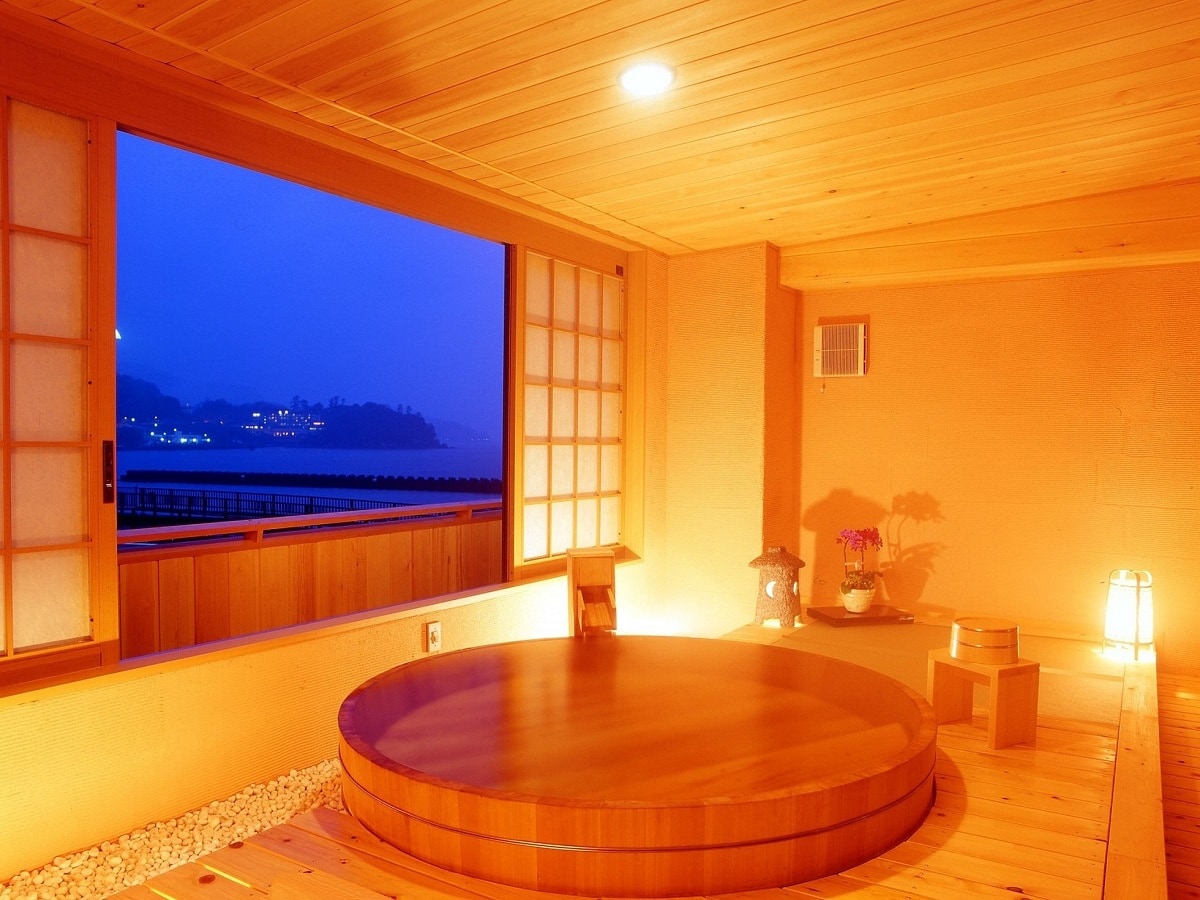 Whispering Open Air Bath