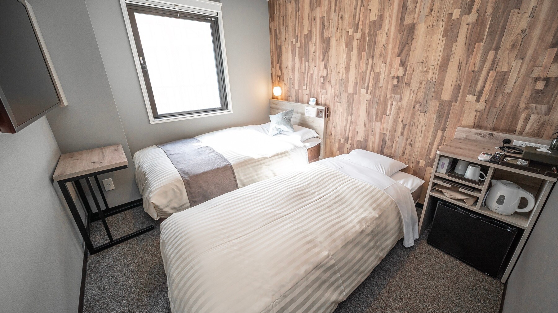 This room can accommodate a maximum of 2 people. *This includes children sharing a bed.