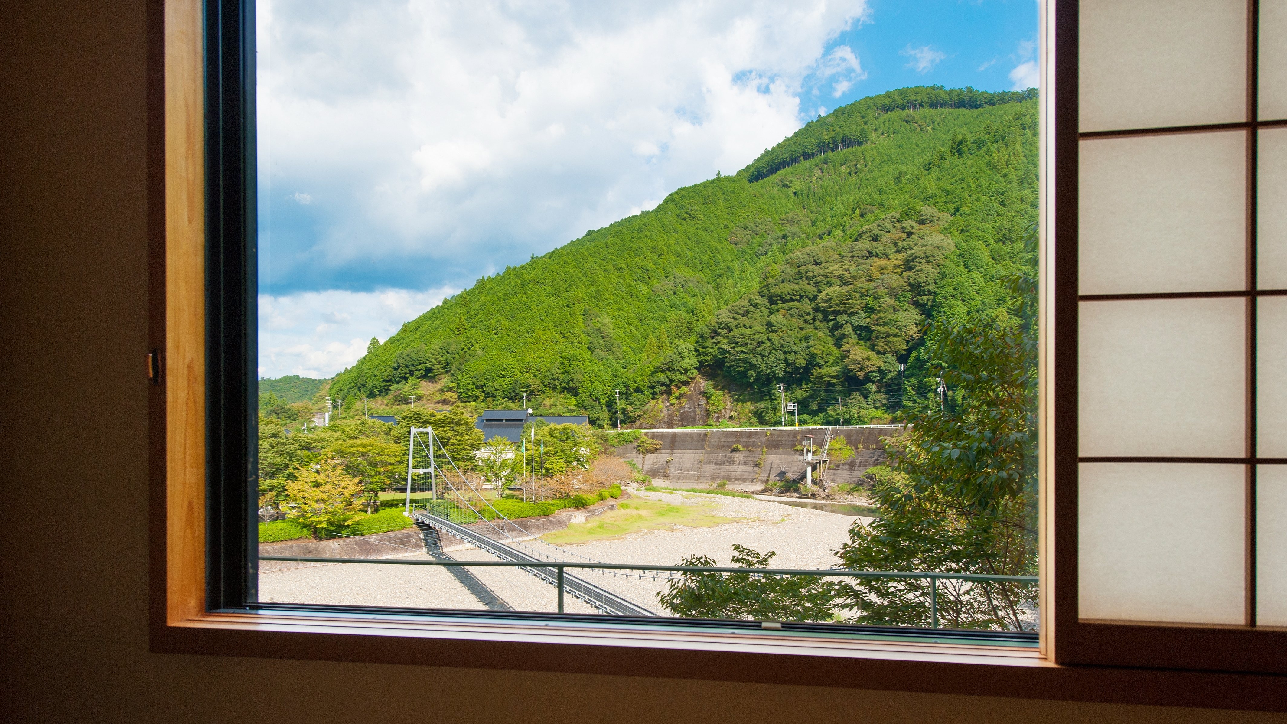 View from the Japanese-style room facing the Yamayuri River