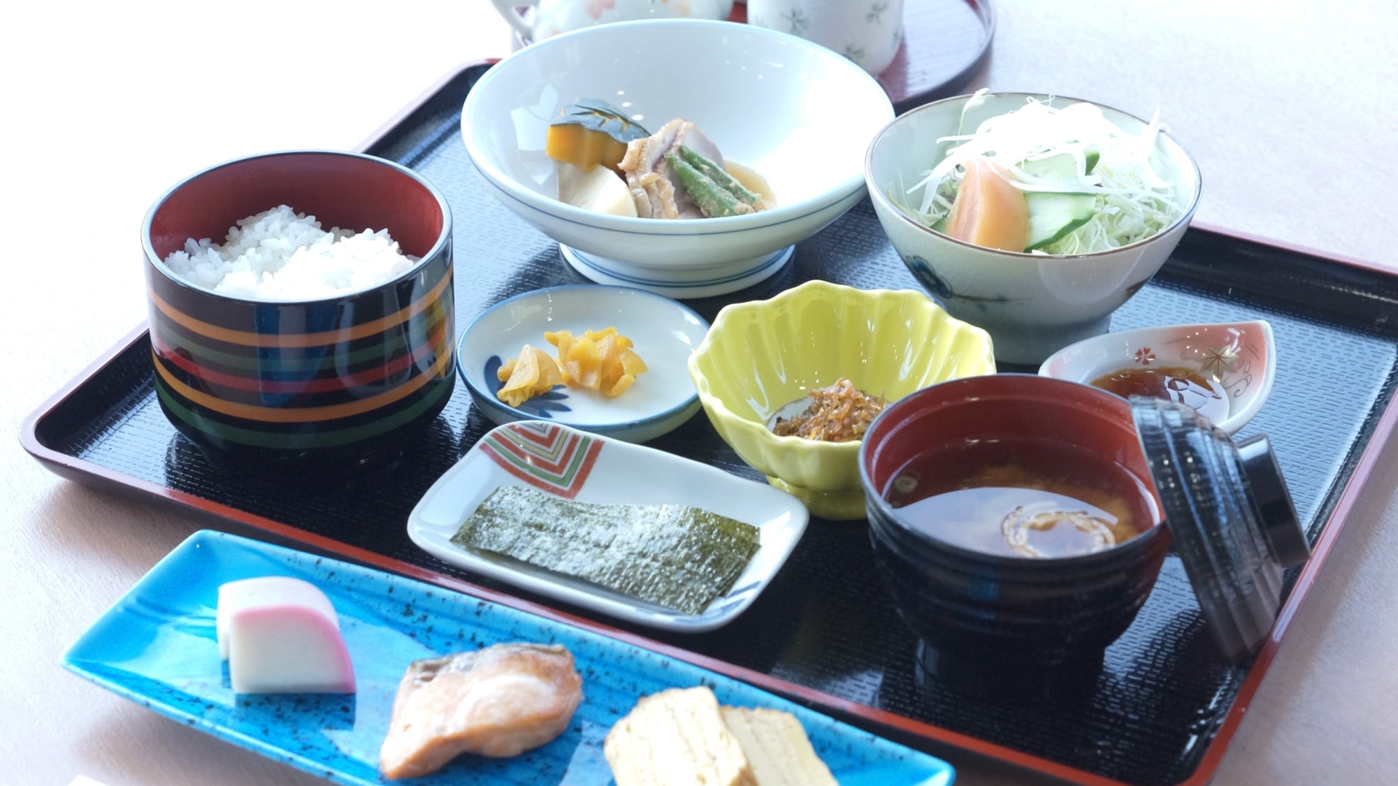 *[早餐] 一邊眺望那珂川一邊享用早餐，是一種很特別的體驗！