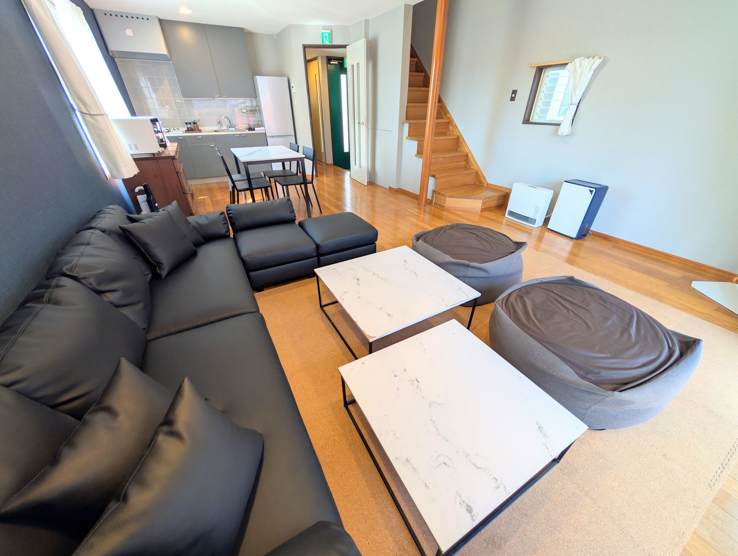 A spacious 2-story 3LDK living/dining room!