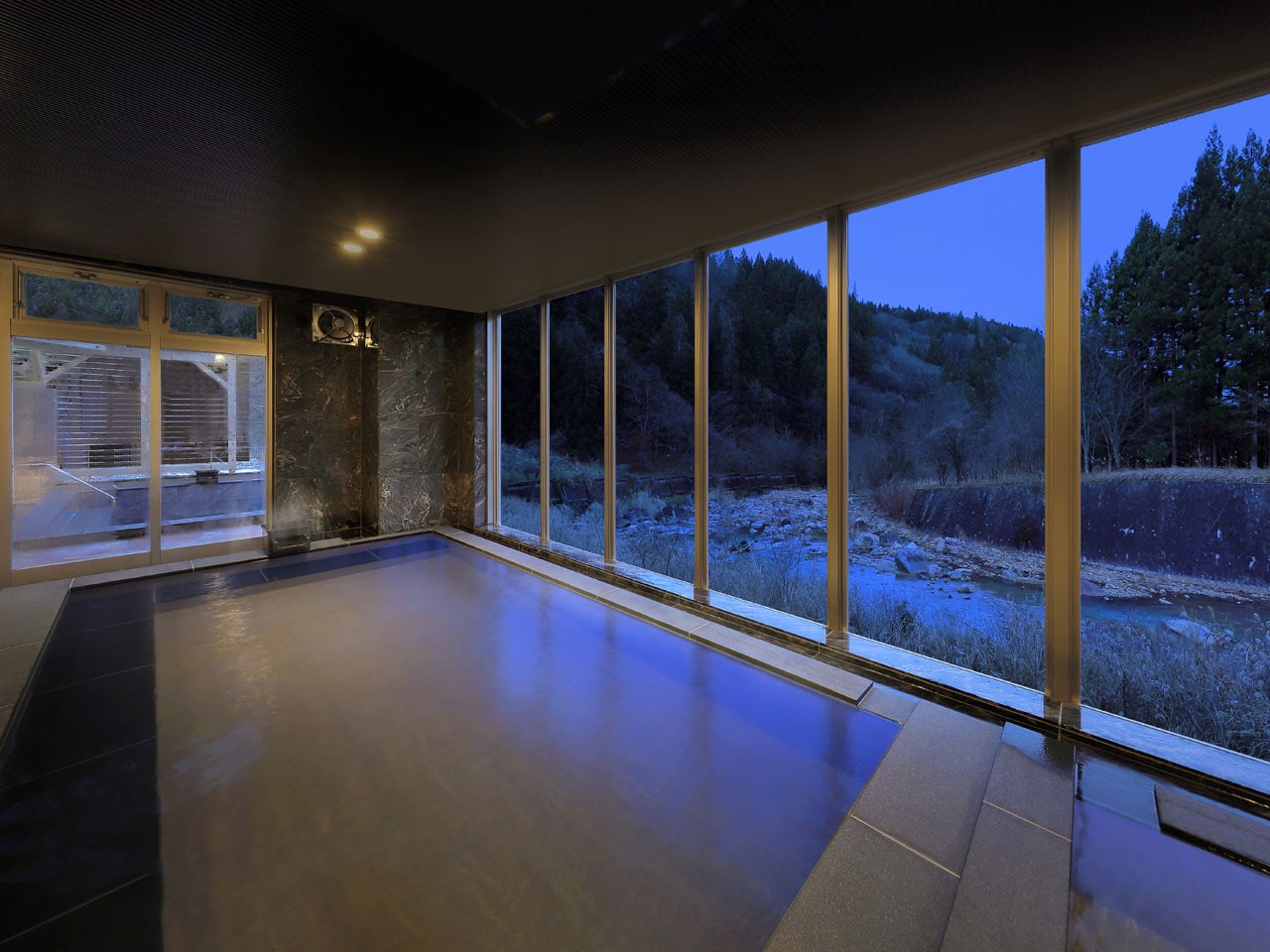Pemandian pria besar ONSEN KOKONOYU "Kyuto"