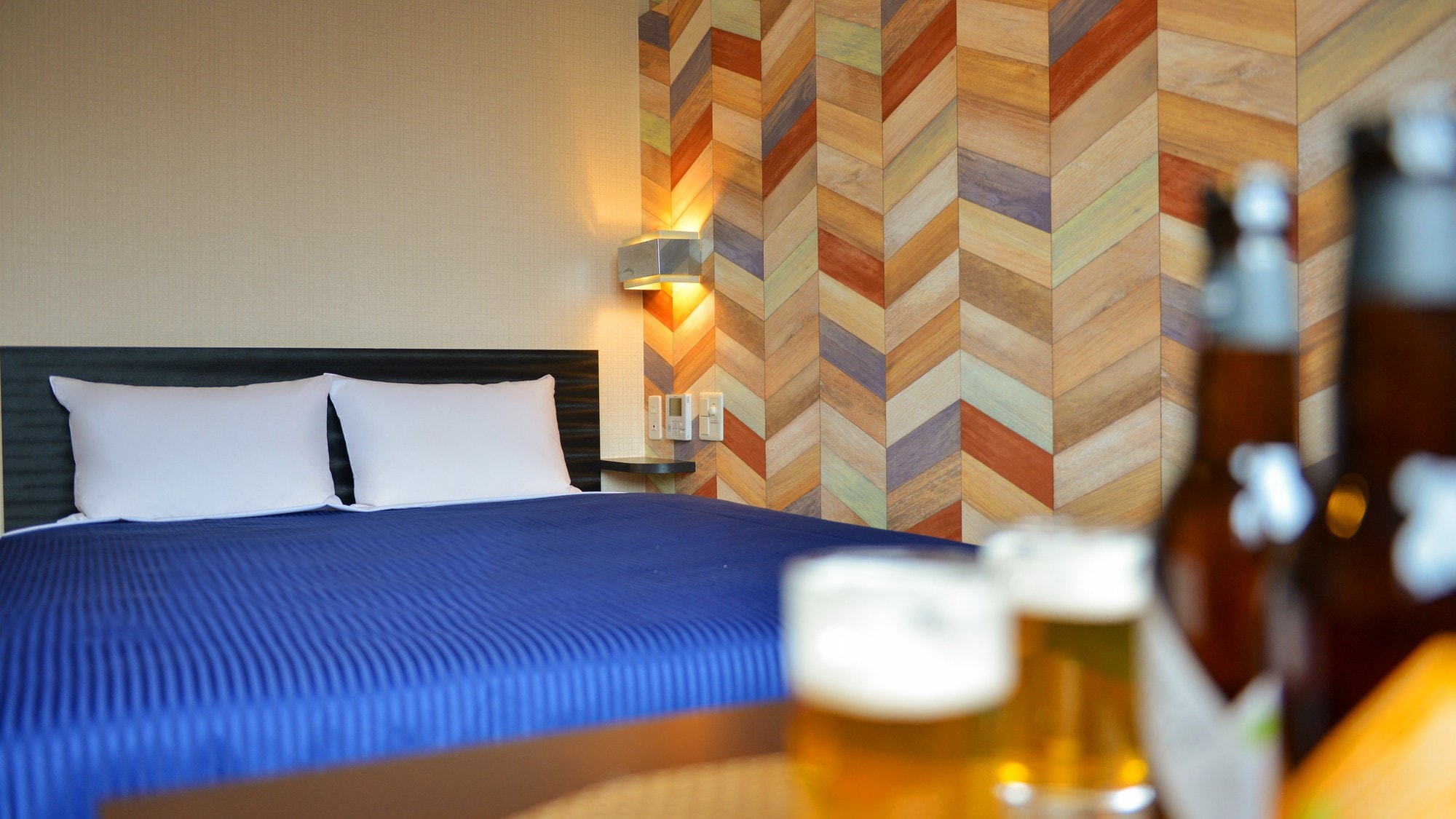 <Guest room image>