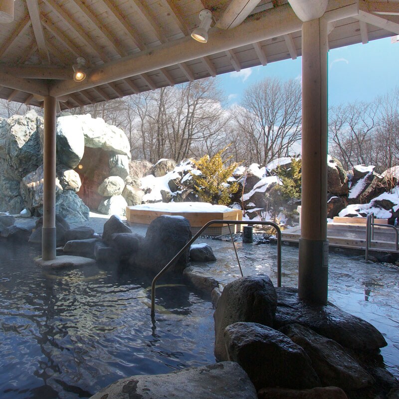 【奧輕井澤溫泉】冬天可以享受雪浴