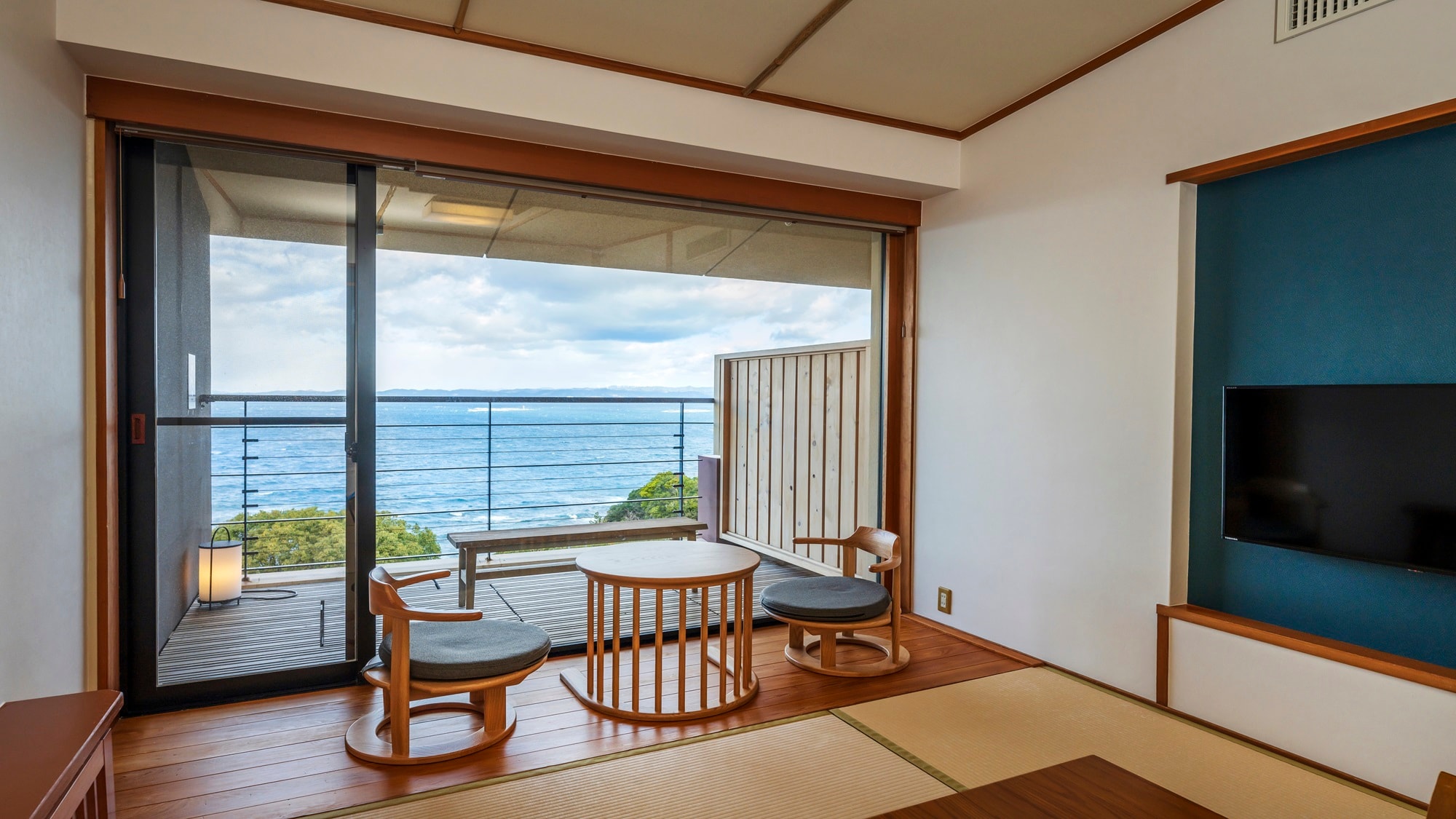 [Naminosho/Japanese-Western style room/view: ocean/boiled water]