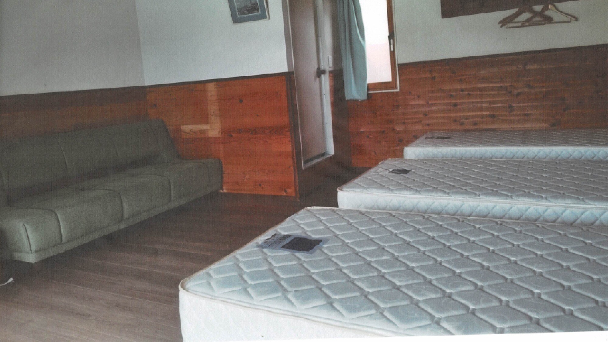 ・西式小屋房（附浴室和廁所的客房）