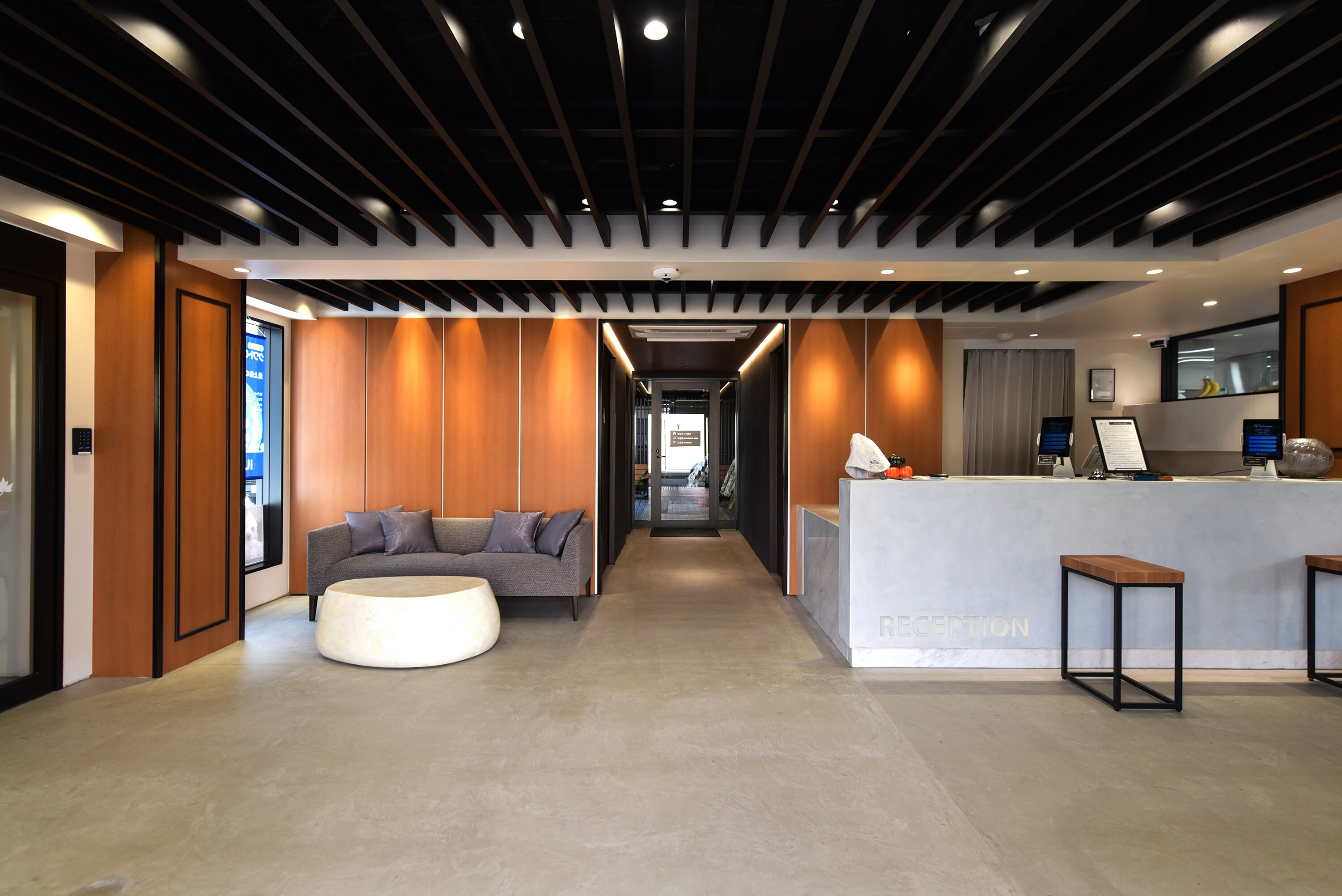 【lobby】