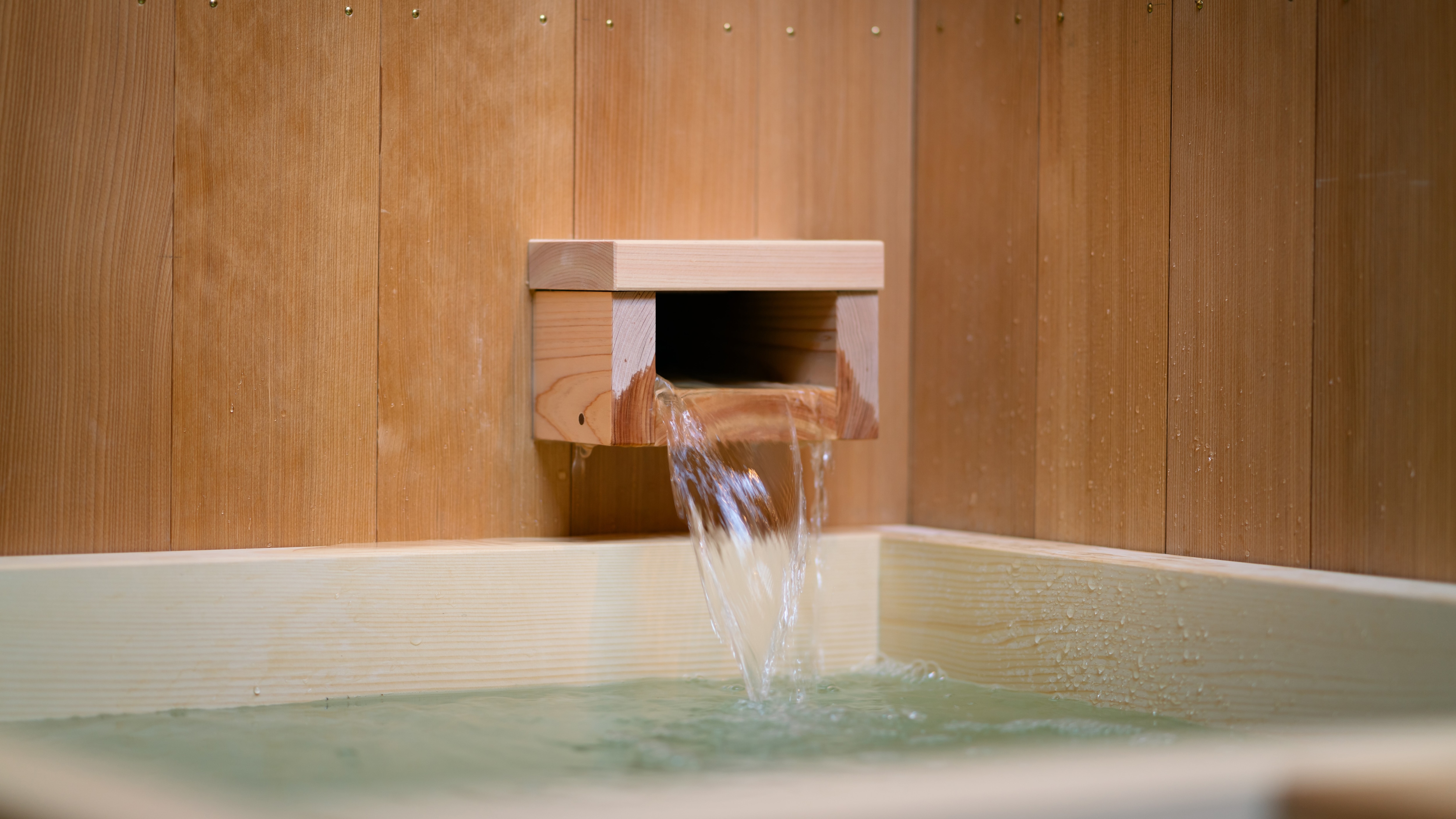 [Annex Kanegaya] Hyakujuroku / A charming house / Semi-open-air bath with sauna