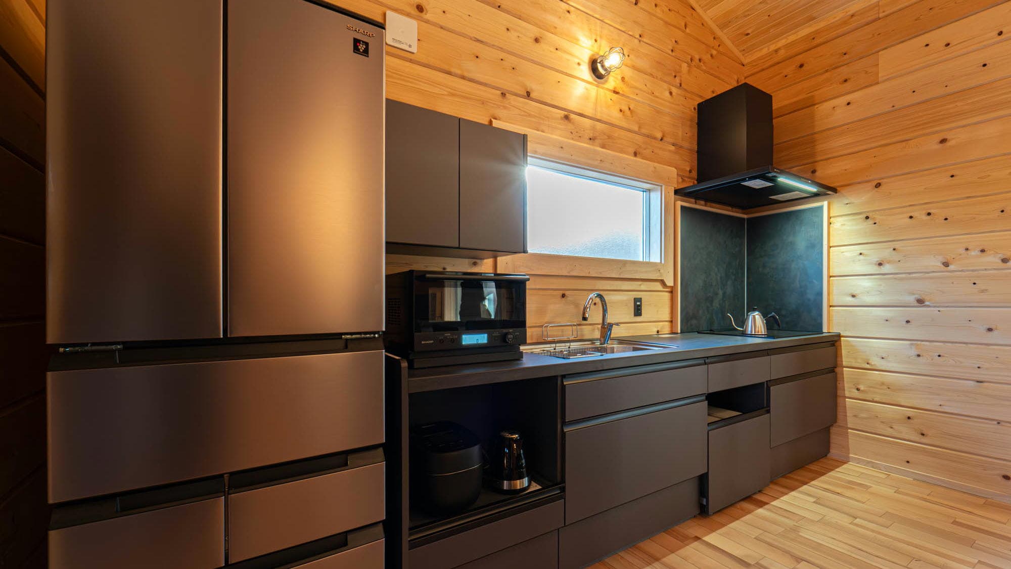 [Japanese-style room & wood stove sauna] Almoharmonia