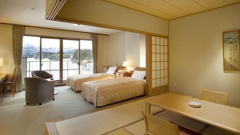 Japanese and Western room with a view of Mt. Tsurugi