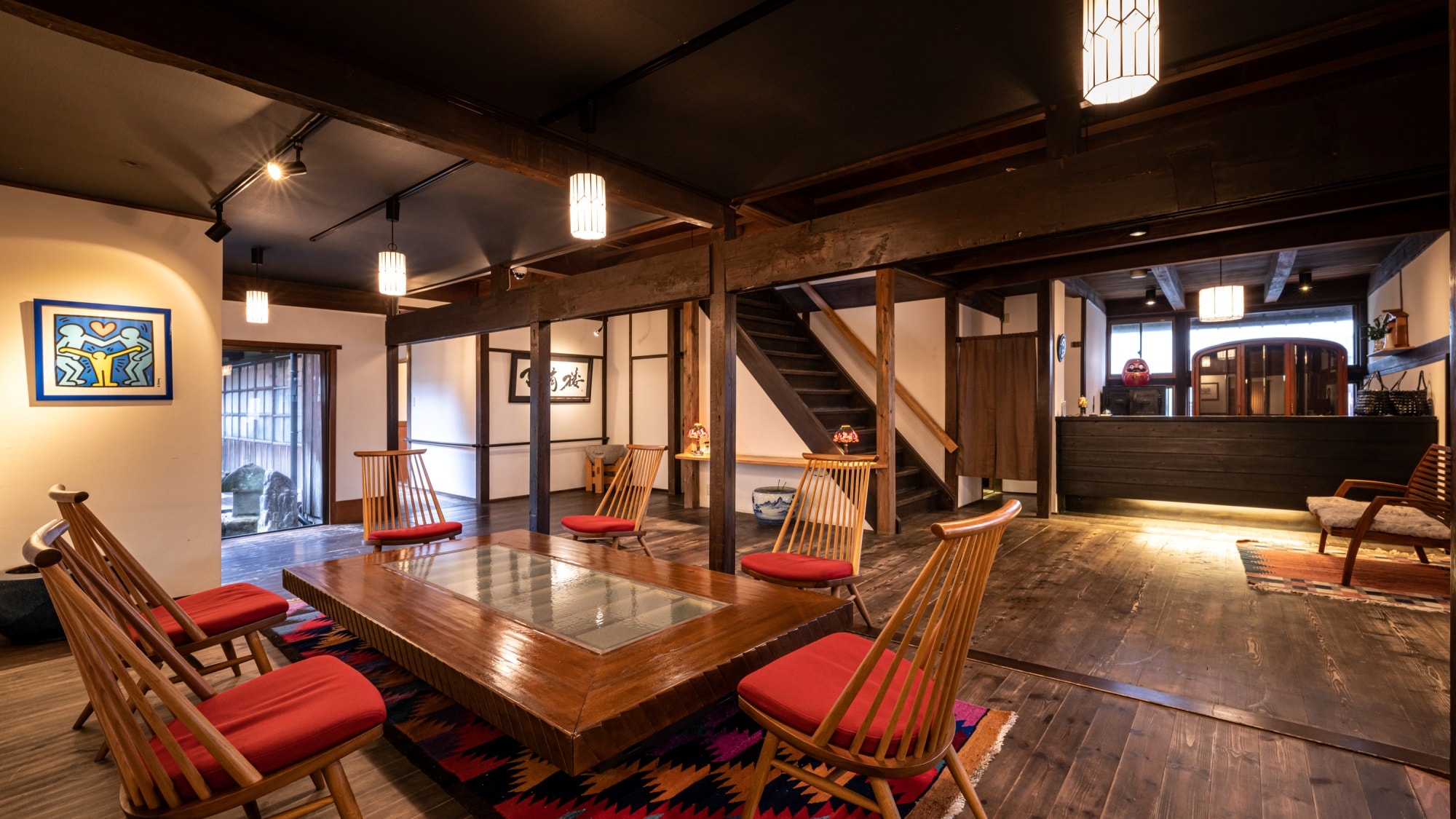 [In-house lounge "Tan's Room"]